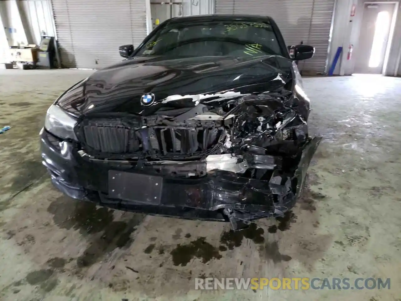 9 Photograph of a damaged car WBAJA7C58KWW33439 BMW 5 SERIES 2019