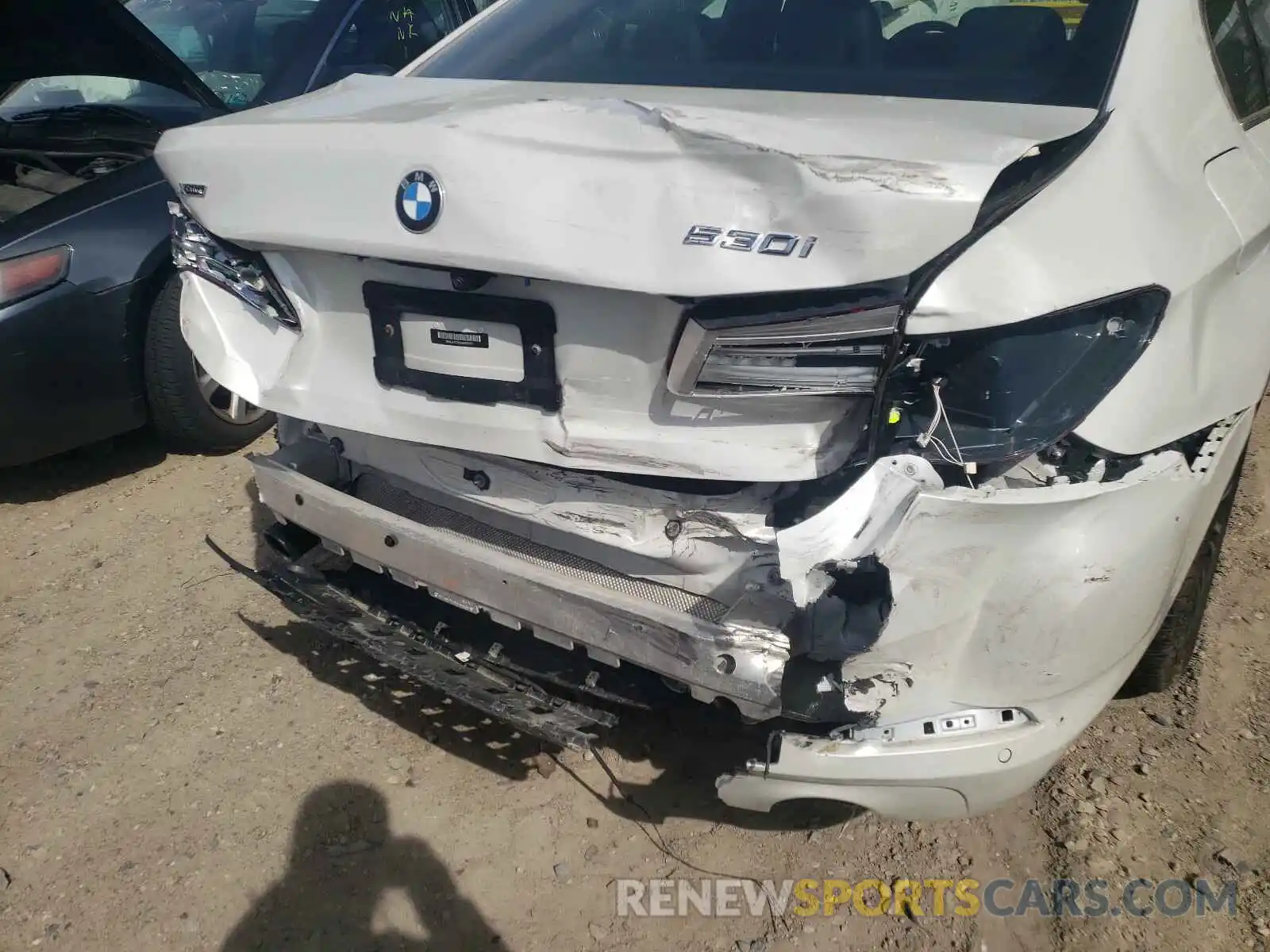 9 Фотография поврежденного автомобиля WBAJA7C58KWW39757 BMW 5 SERIES 2019