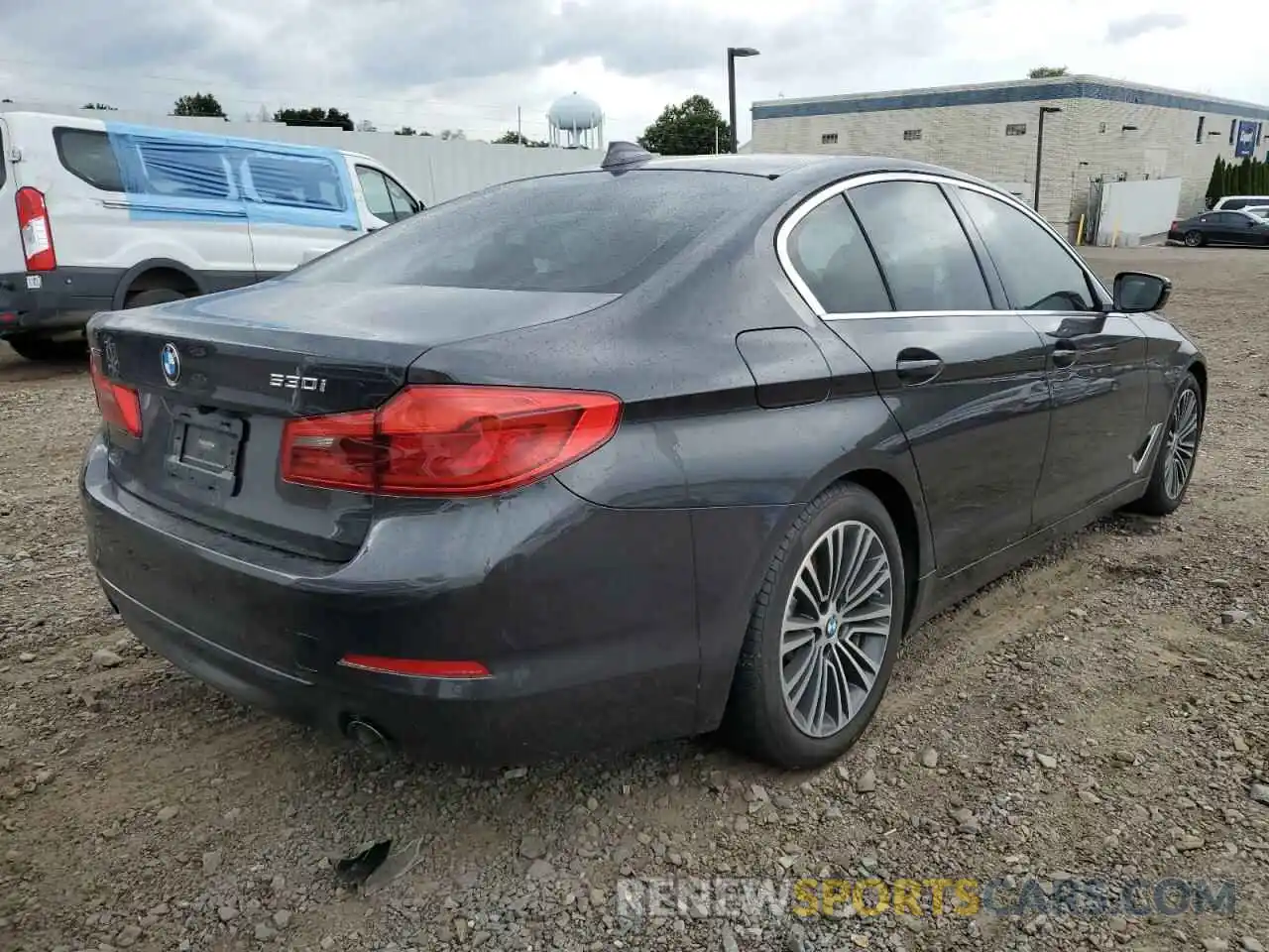 4 Photograph of a damaged car WBAJA7C58KWW40214 BMW 5 SERIES 2019