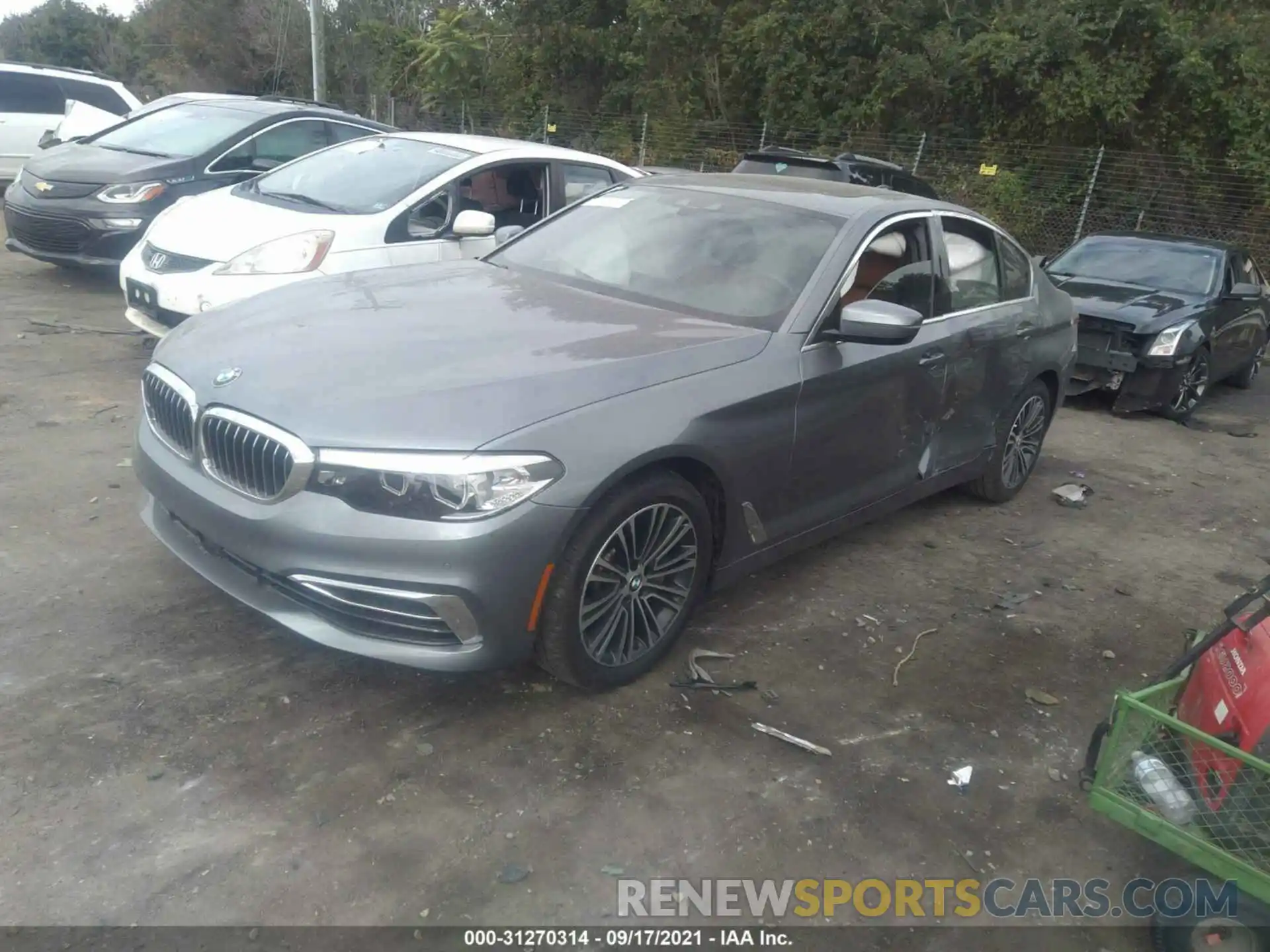 2 Photograph of a damaged car WBAJA7C58KWW50077 BMW 5 SERIES 2019