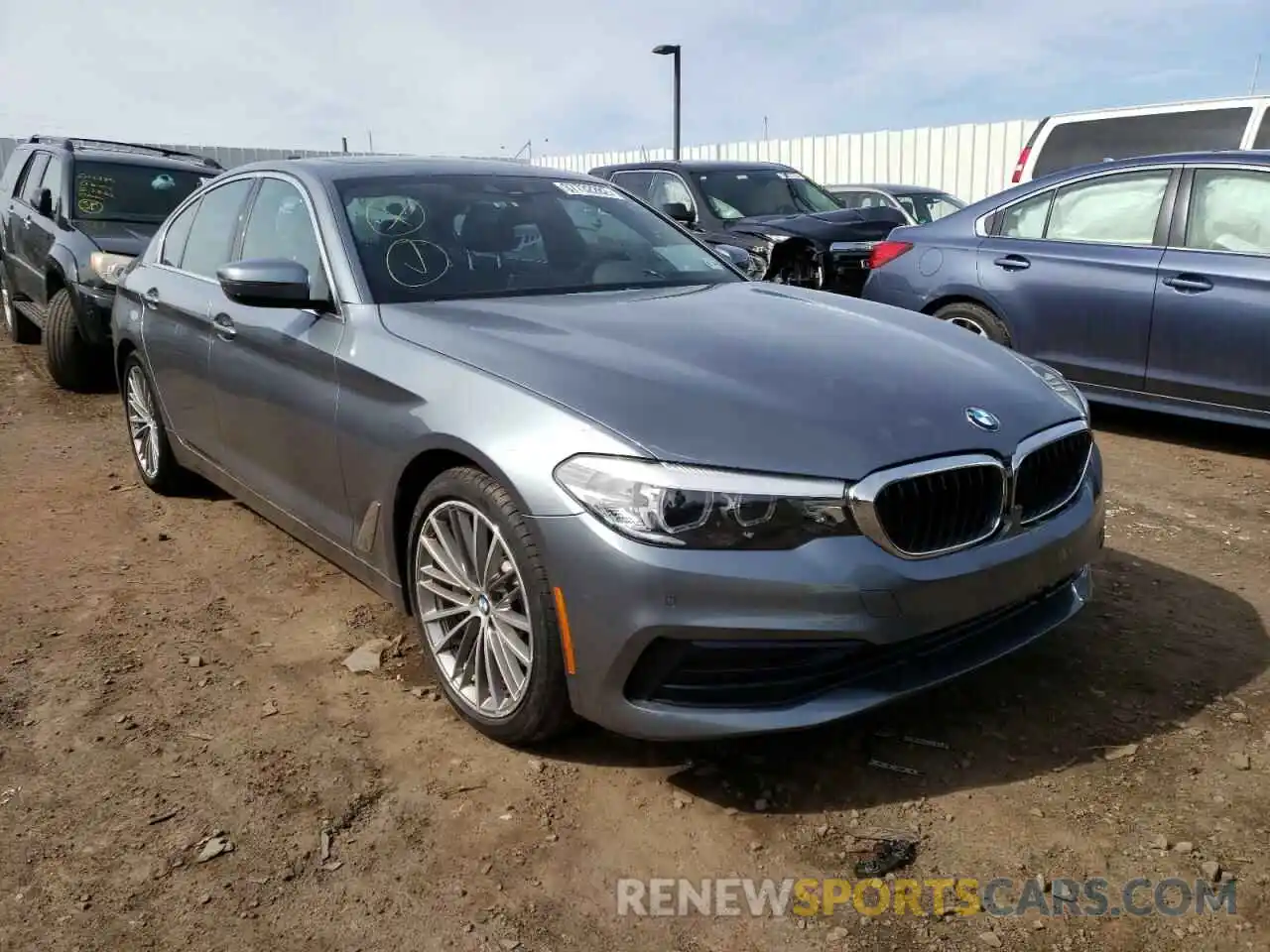 1 Photograph of a damaged car WBAJA7C59KG911629 BMW 5 SERIES 2019