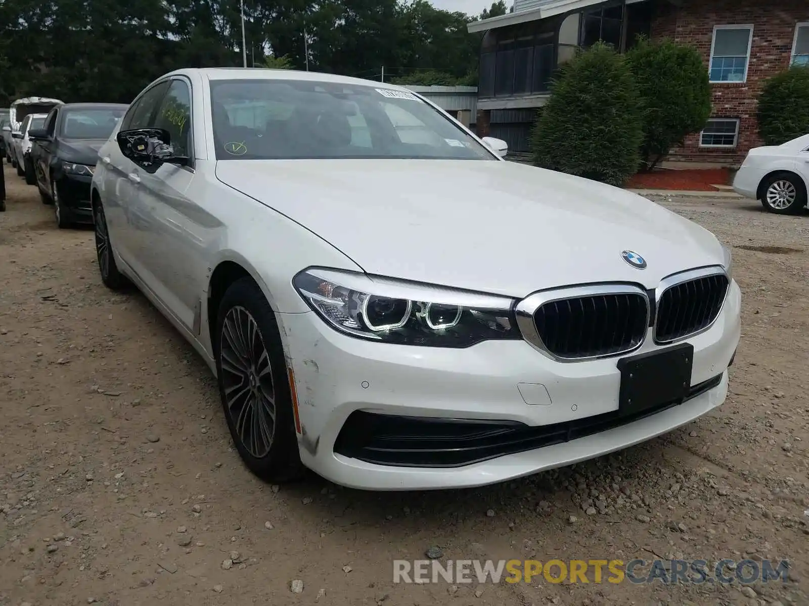 1 Photograph of a damaged car WBAJA7C59KG912019 BMW 5 SERIES 2019