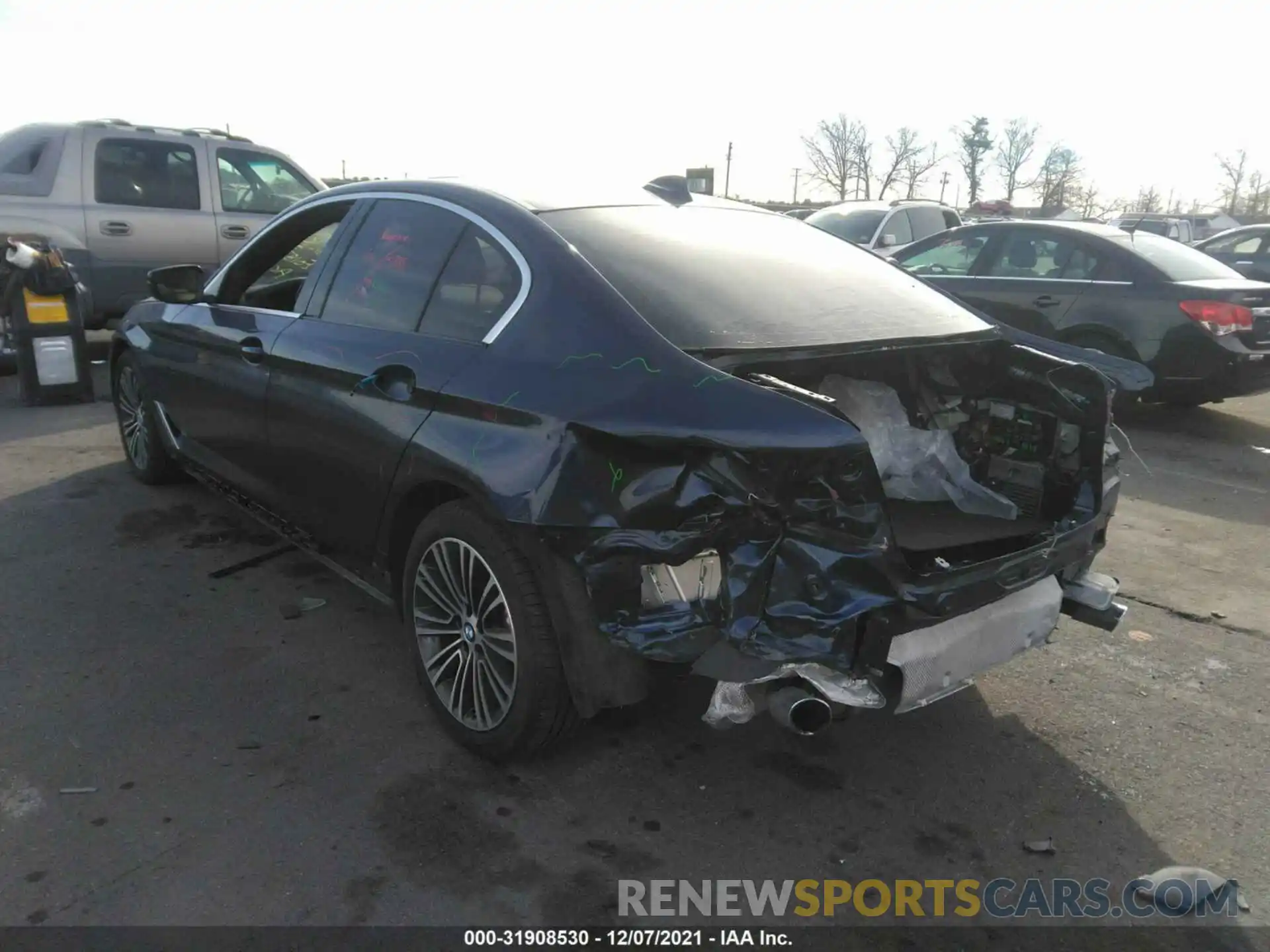 6 Photograph of a damaged car WBAJA7C59KG912165 BMW 5 SERIES 2019