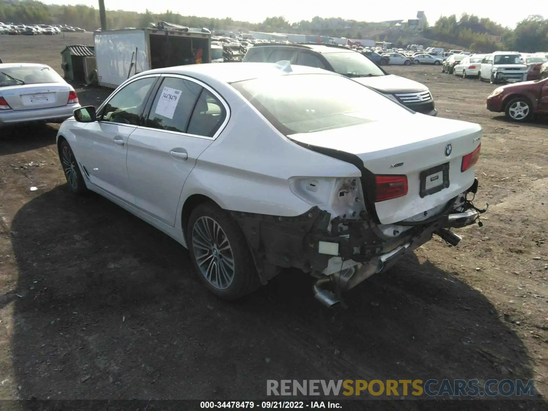 3 Photograph of a damaged car WBAJA7C59KWW06377 BMW 5 SERIES 2019