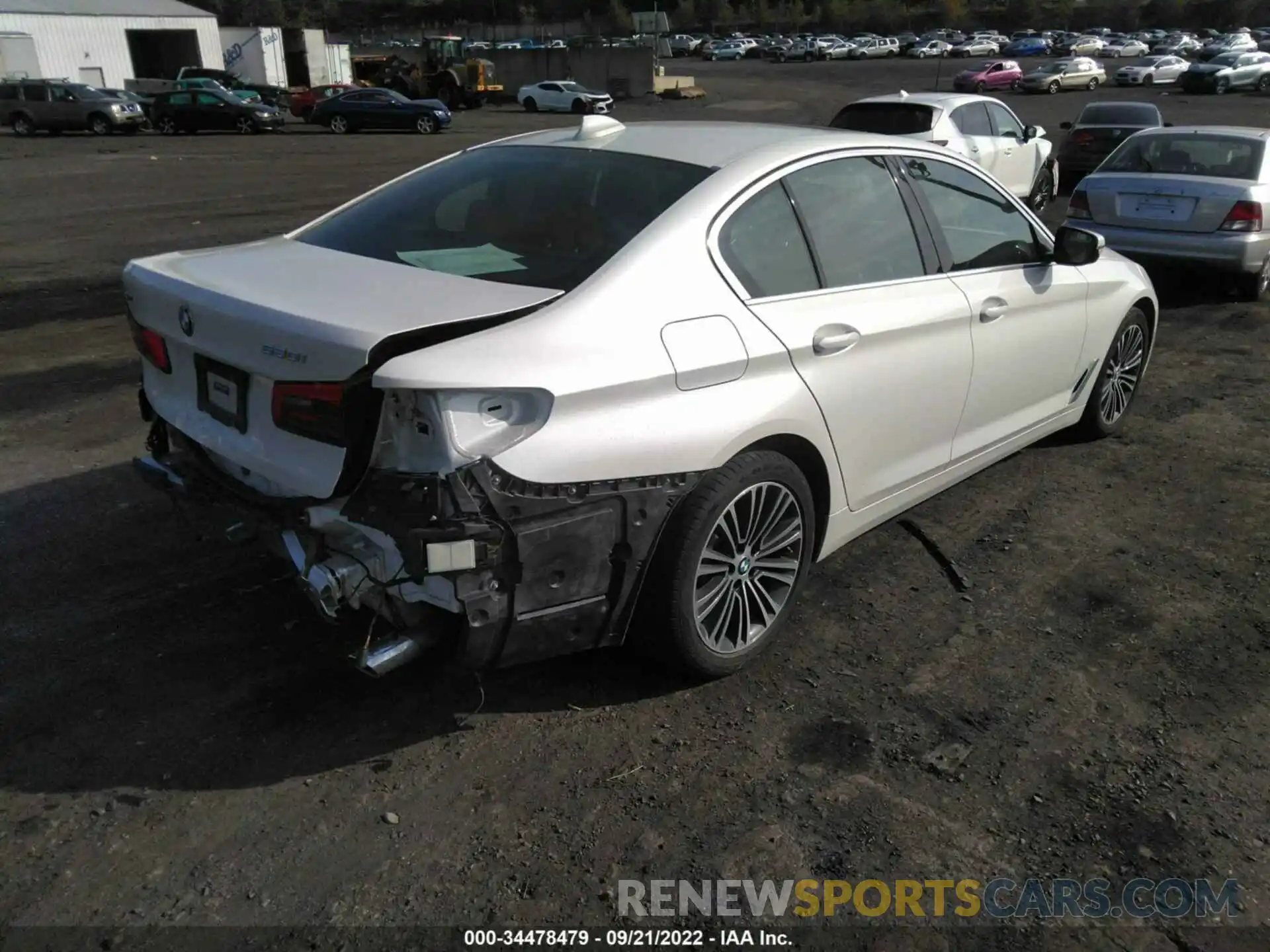 4 Photograph of a damaged car WBAJA7C59KWW06377 BMW 5 SERIES 2019