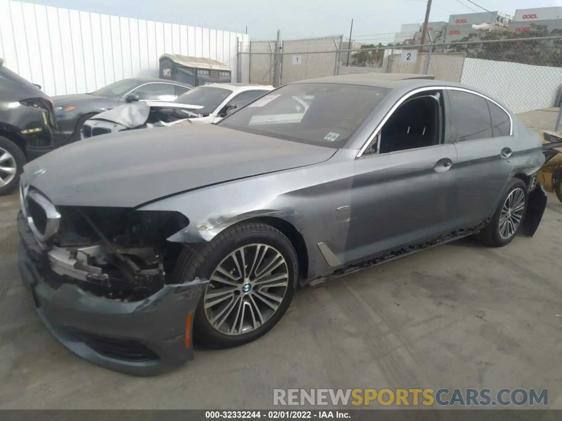 2 Photograph of a damaged car WBAJA7C59KWW07996 BMW 5 SERIES 2019