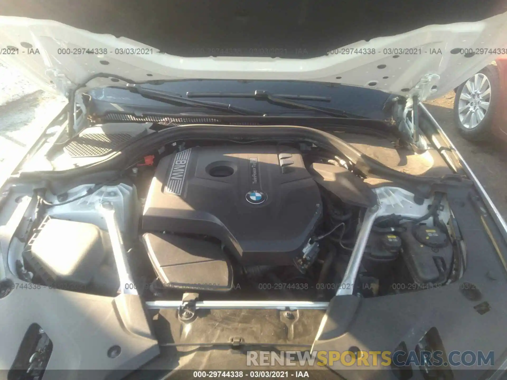 10 Photograph of a damaged car WBAJA7C59KWW17377 BMW 5 SERIES 2019