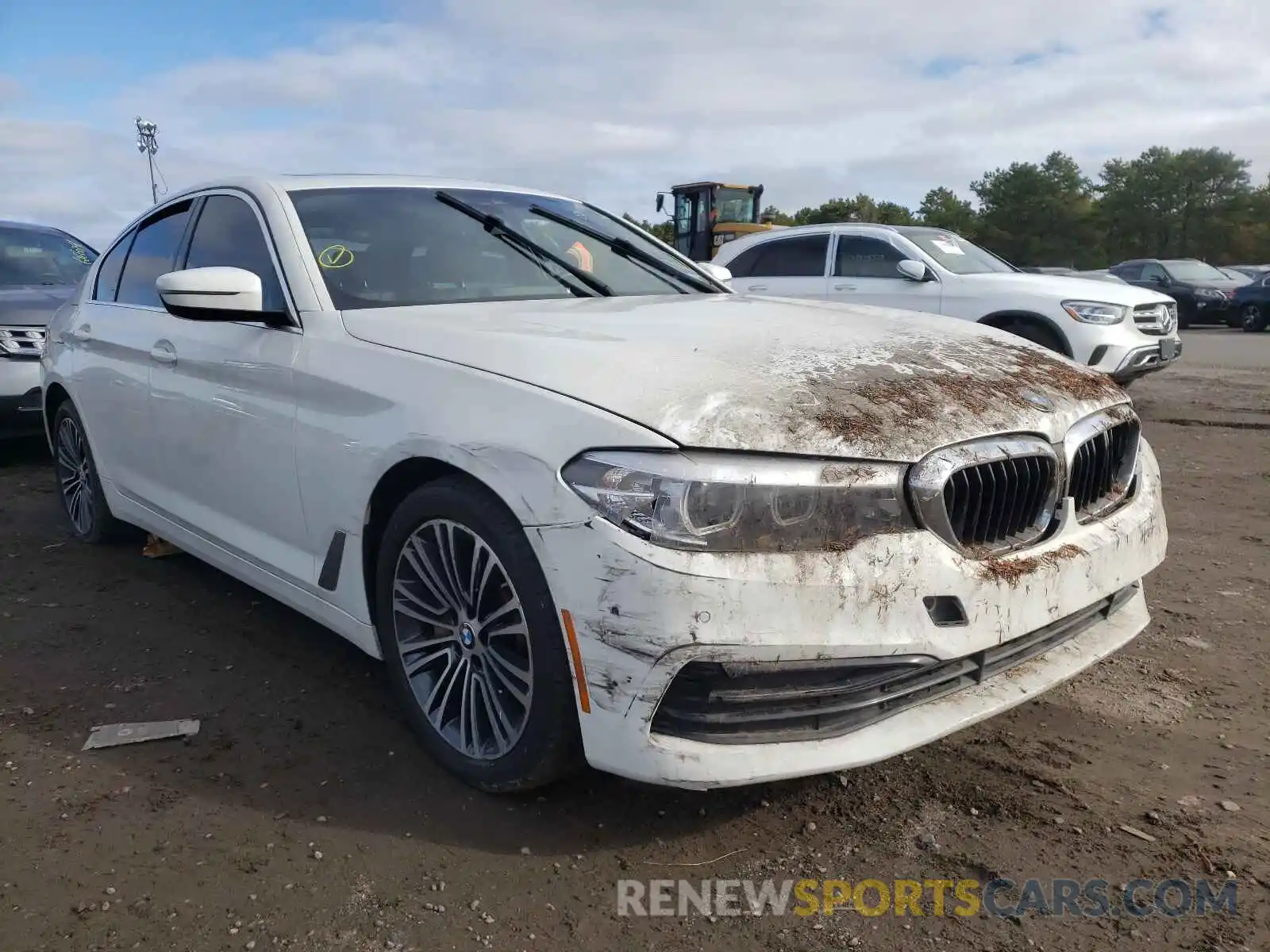 1 Photograph of a damaged car WBAJA7C59KWW17539 BMW 5 SERIES 2019