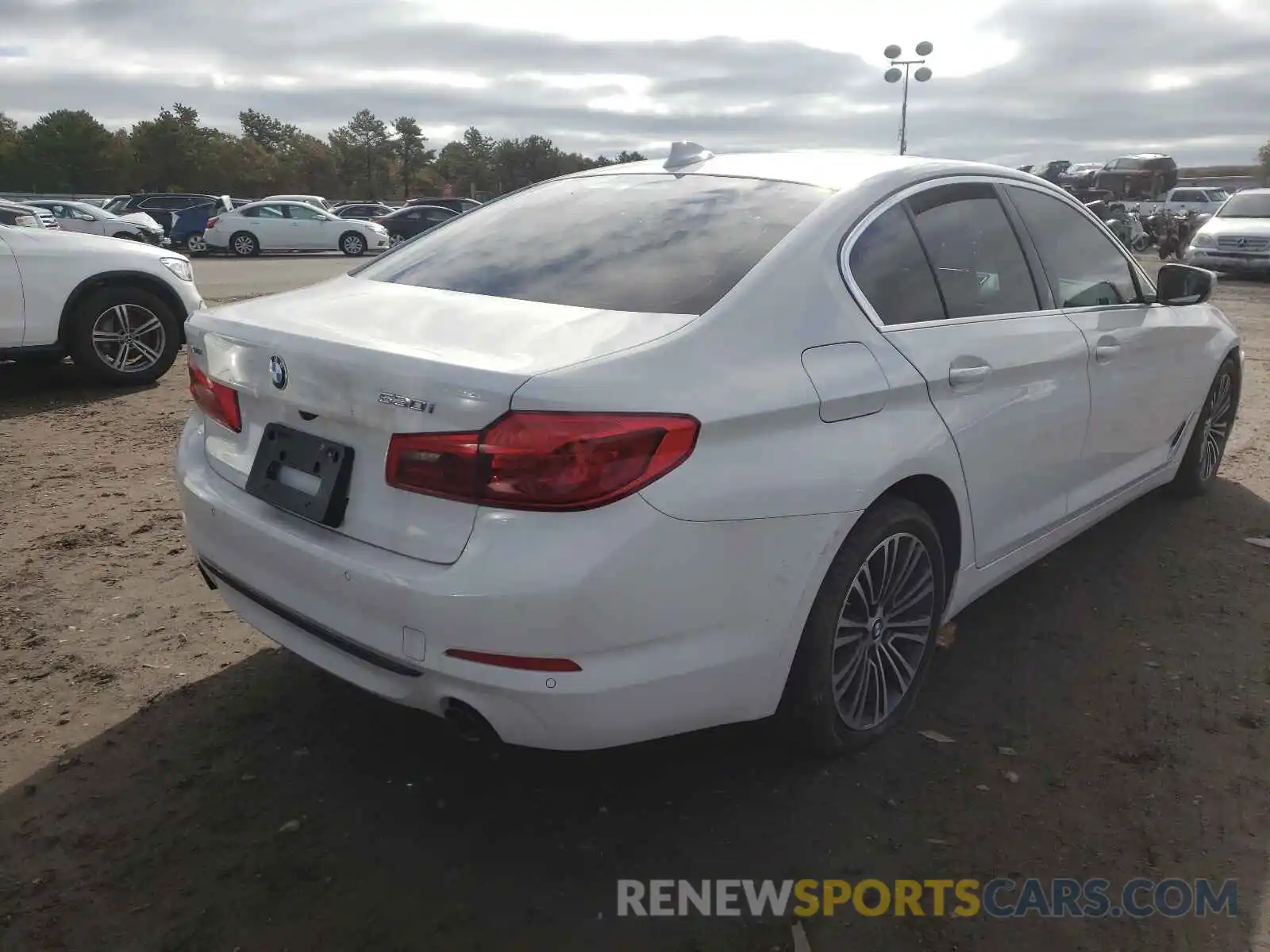 4 Photograph of a damaged car WBAJA7C59KWW17539 BMW 5 SERIES 2019