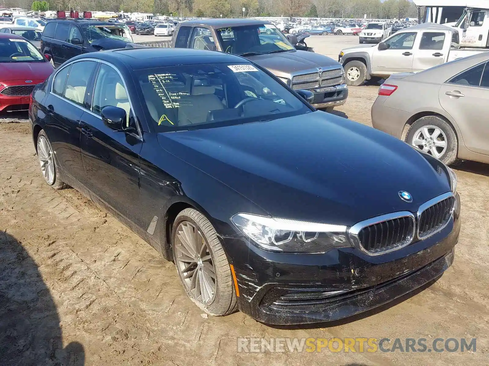 1 Photograph of a damaged car WBAJA7C59KWW36866 BMW 5 SERIES 2019