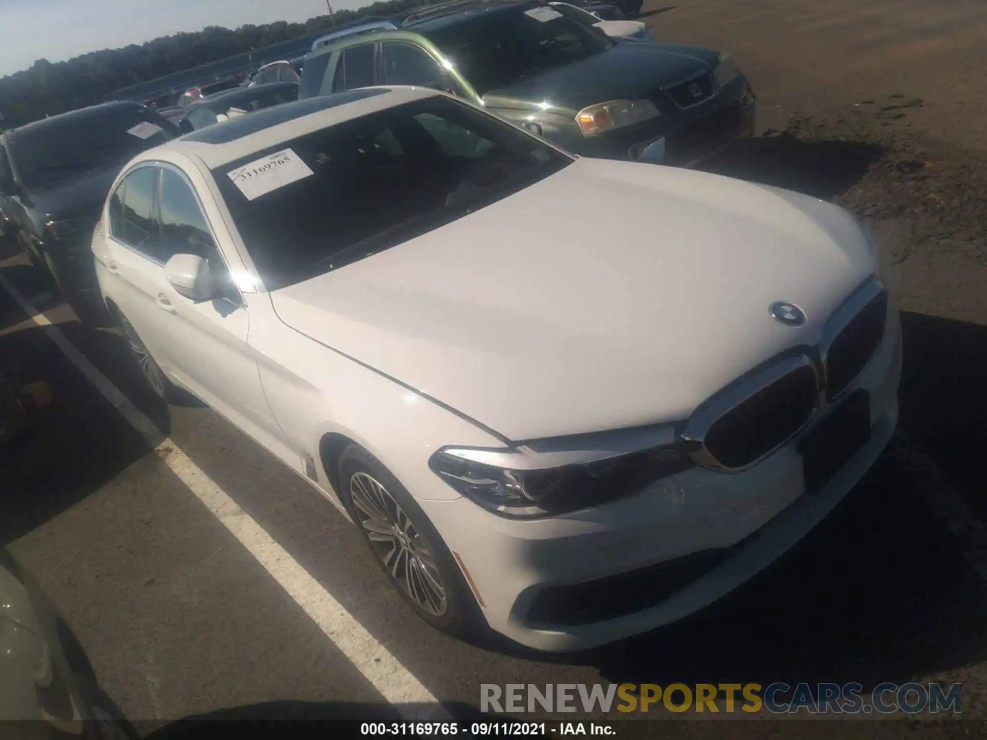 1 Photograph of a damaged car WBAJA7C59KWW40206 BMW 5 SERIES 2019