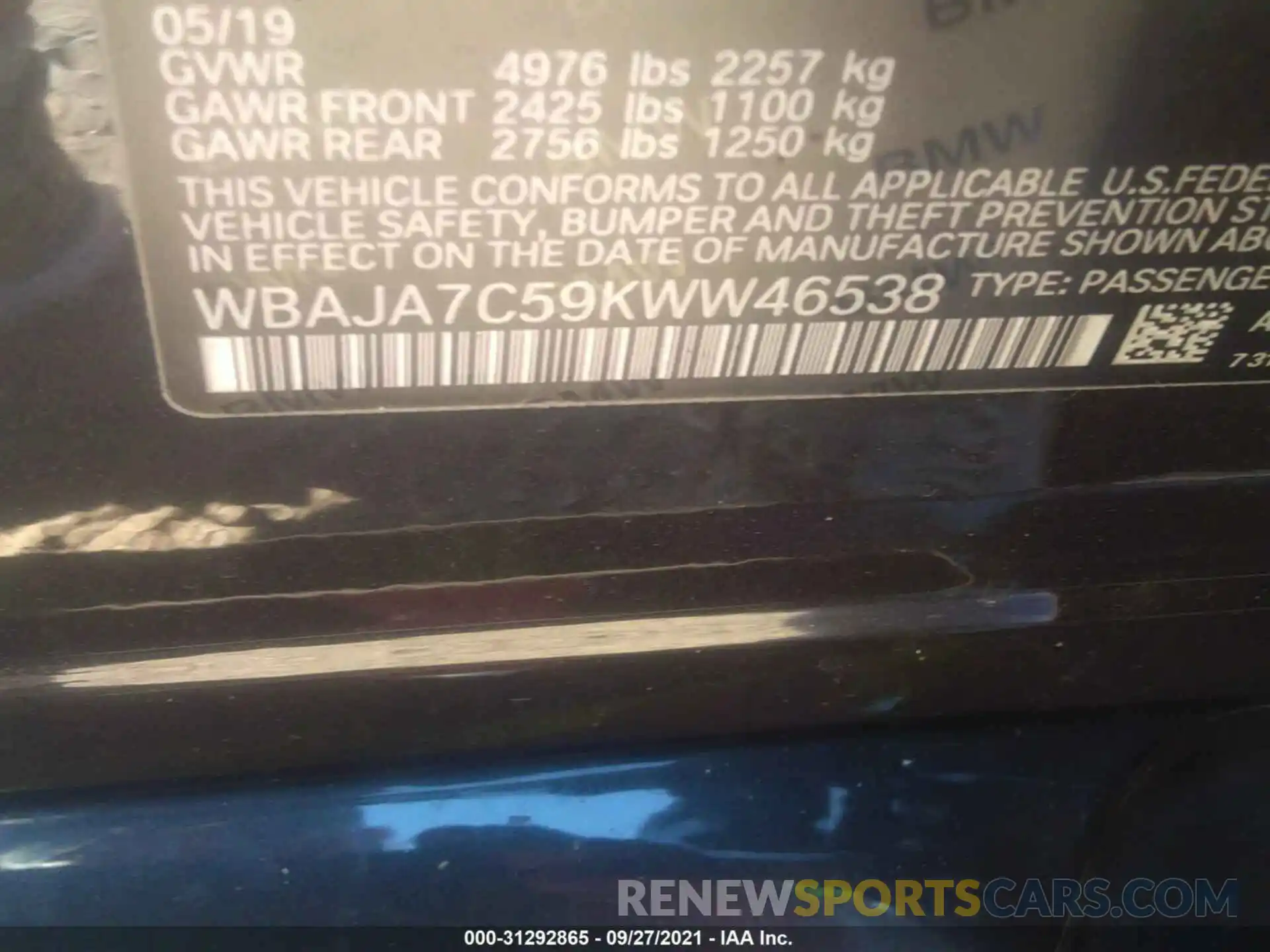 9 Photograph of a damaged car WBAJA7C59KWW46538 BMW 5 SERIES 2019