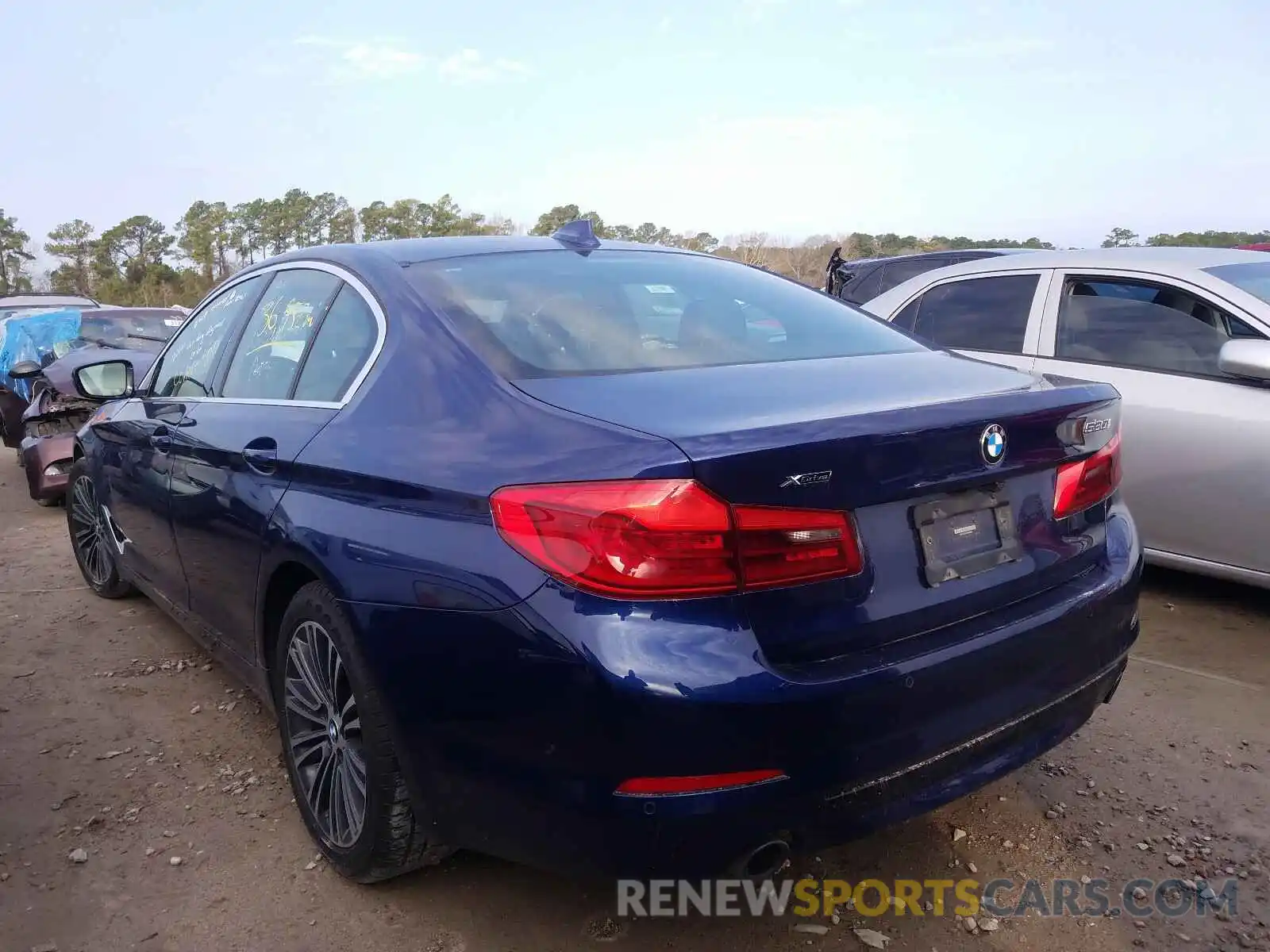 3 Photograph of a damaged car WBAJA7C59KWW48807 BMW 5 SERIES 2019