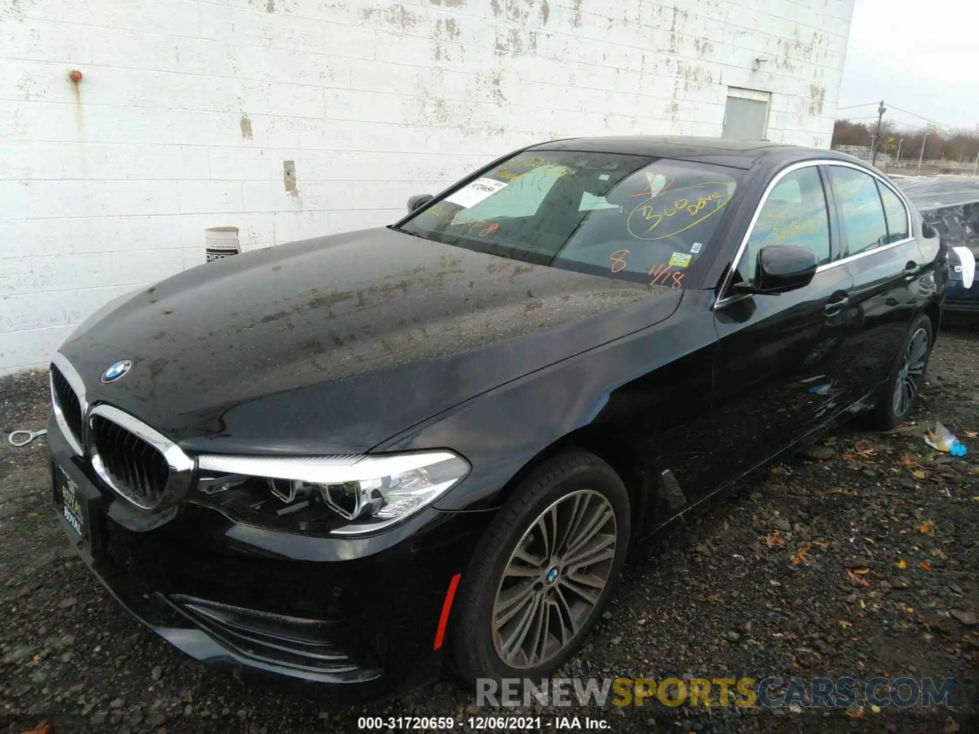 2 Photograph of a damaged car WBAJA7C5XKG909663 BMW 5 SERIES 2019