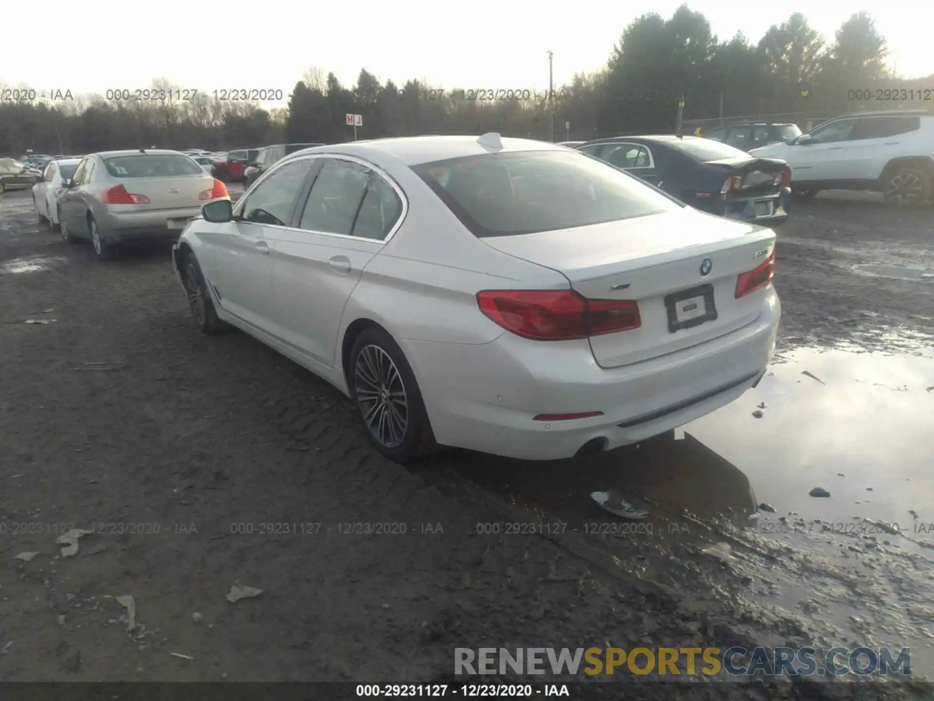 3 Photograph of a damaged car WBAJA7C5XKG909775 BMW 5 SERIES 2019