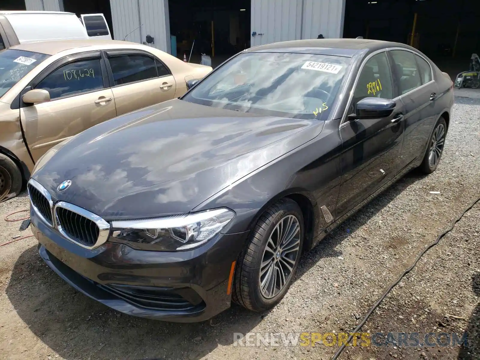 2 Photograph of a damaged car WBAJA7C5XKG911896 BMW 5 SERIES 2019