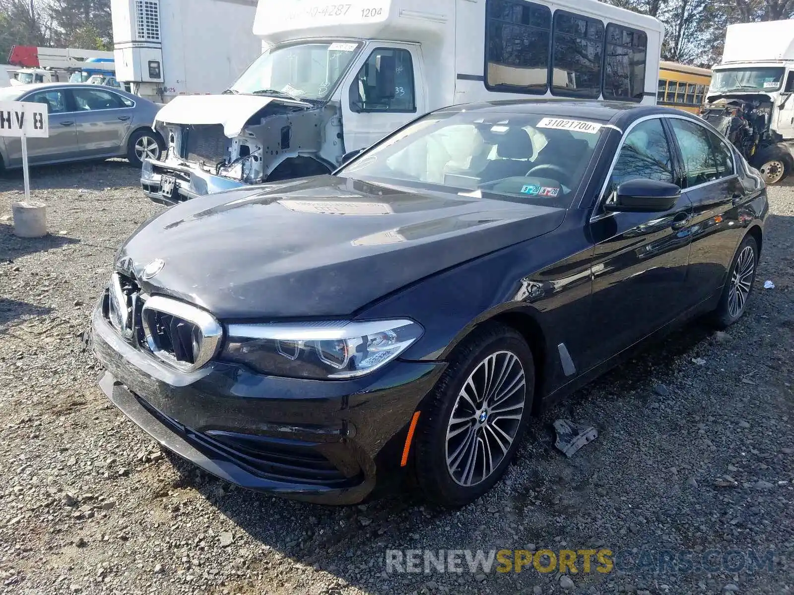 2 Photograph of a damaged car WBAJA7C5XKG912093 BMW 5 SERIES 2019