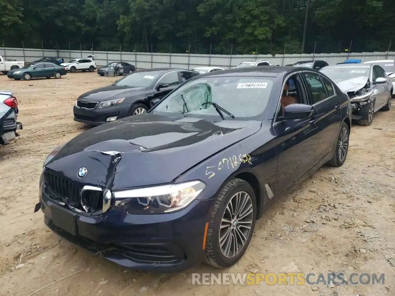 2 Photograph of a damaged car WBAJA7C5XKG912305 BMW 5 SERIES 2019