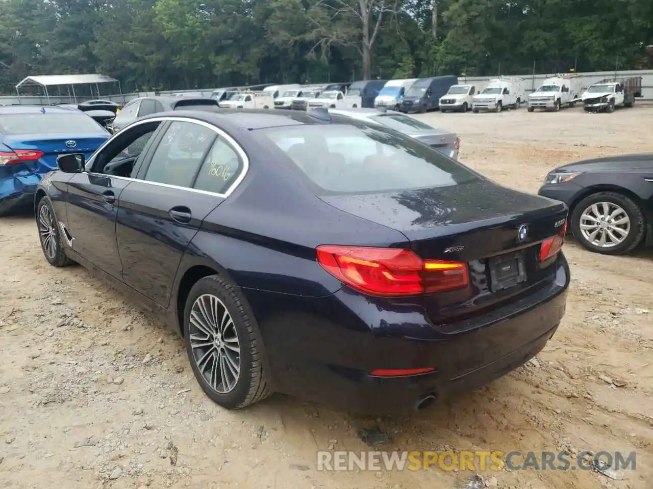 3 Photograph of a damaged car WBAJA7C5XKG912305 BMW 5 SERIES 2019