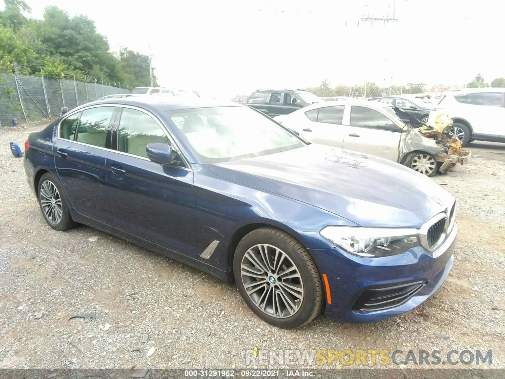 1 Photograph of a damaged car WBAJA7C5XKWW23138 BMW 5 SERIES 2019