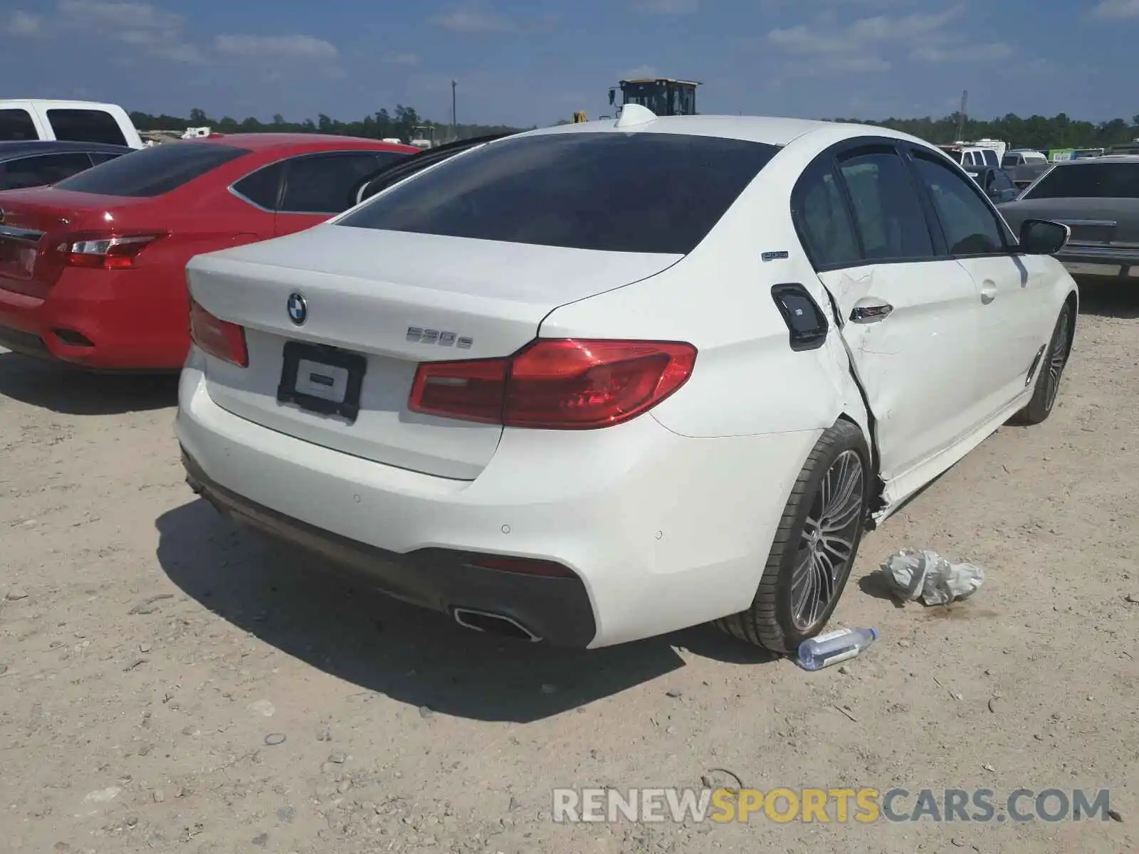 3 Фотография поврежденного автомобиля WBAJA9C50KB253885 BMW 5 SERIES 2019