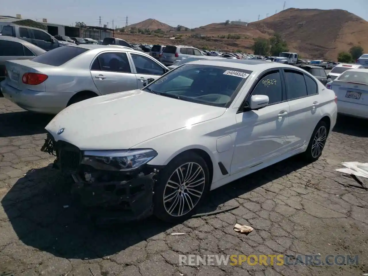 2 Photograph of a damaged car WBAJA9C50KB388154 BMW 5 SERIES 2019