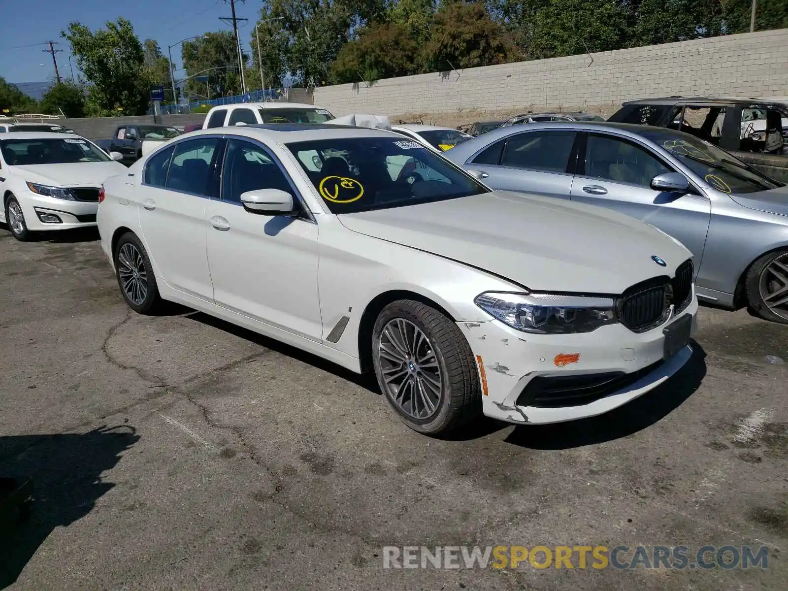 1 Photograph of a damaged car WBAJA9C50KB388431 BMW 5 SERIES 2019