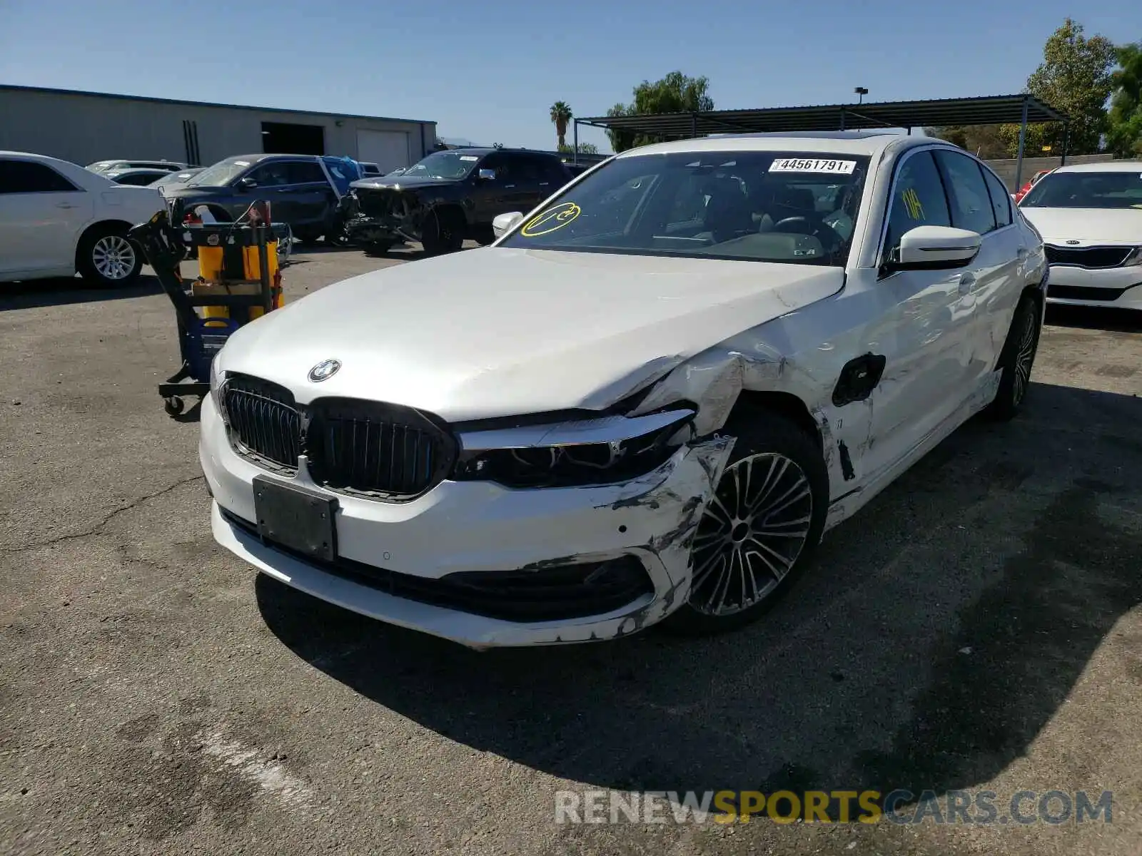 2 Photograph of a damaged car WBAJA9C50KB388431 BMW 5 SERIES 2019