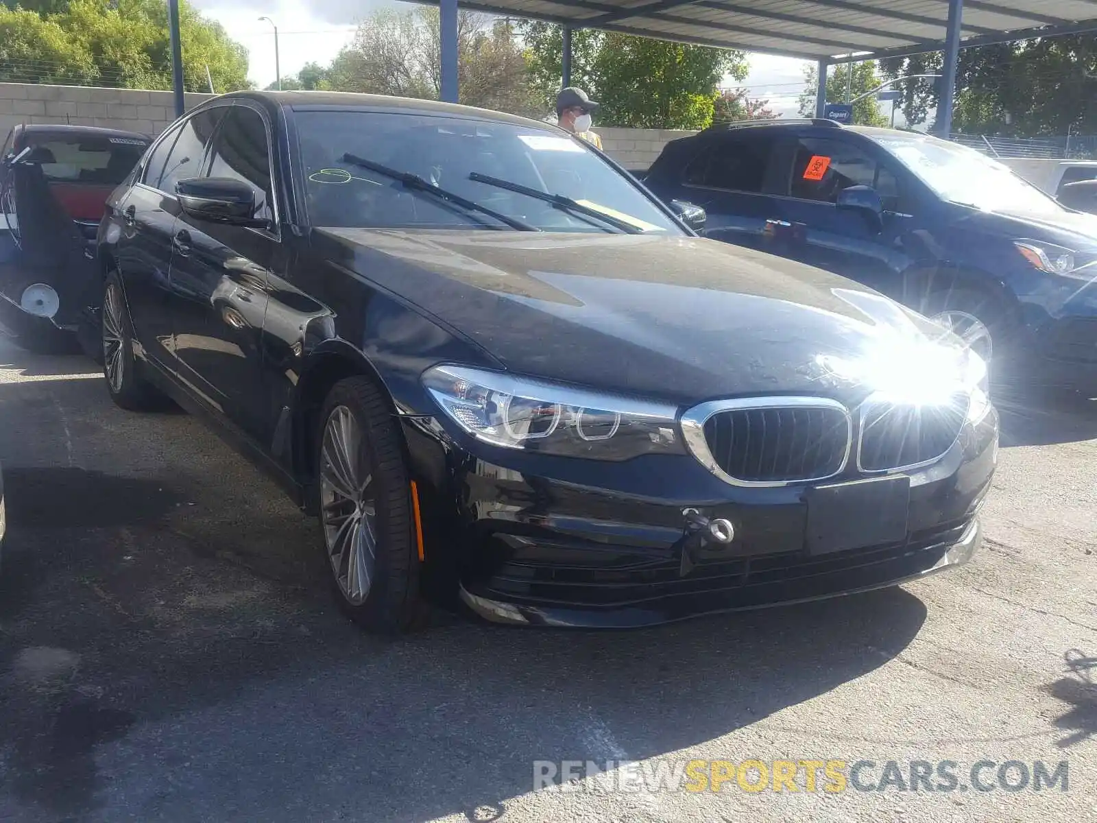 1 Photograph of a damaged car WBAJA9C50KB393046 BMW 5 SERIES 2019