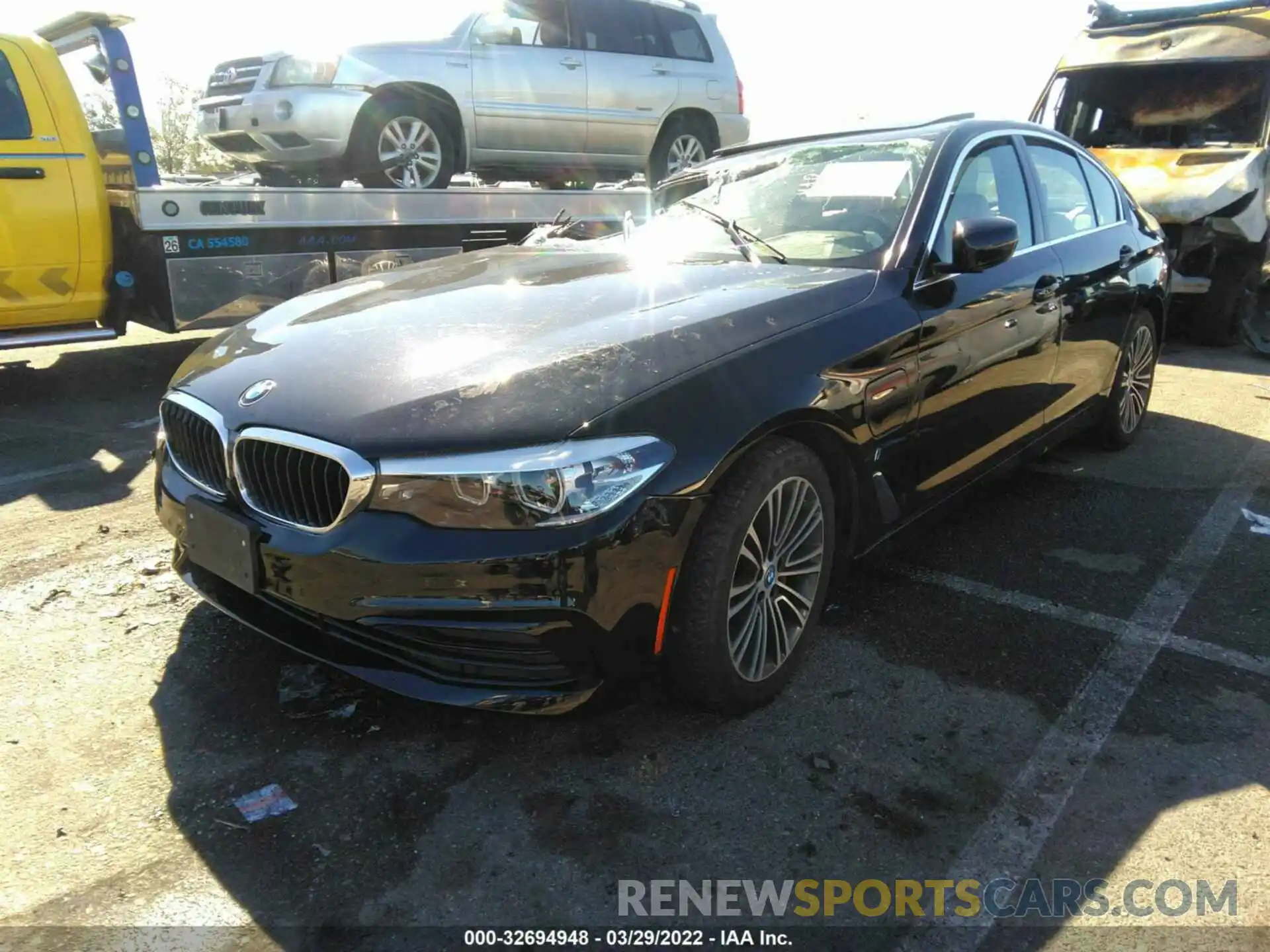 2 Photograph of a damaged car WBAJA9C51KB254723 BMW 5 SERIES 2019