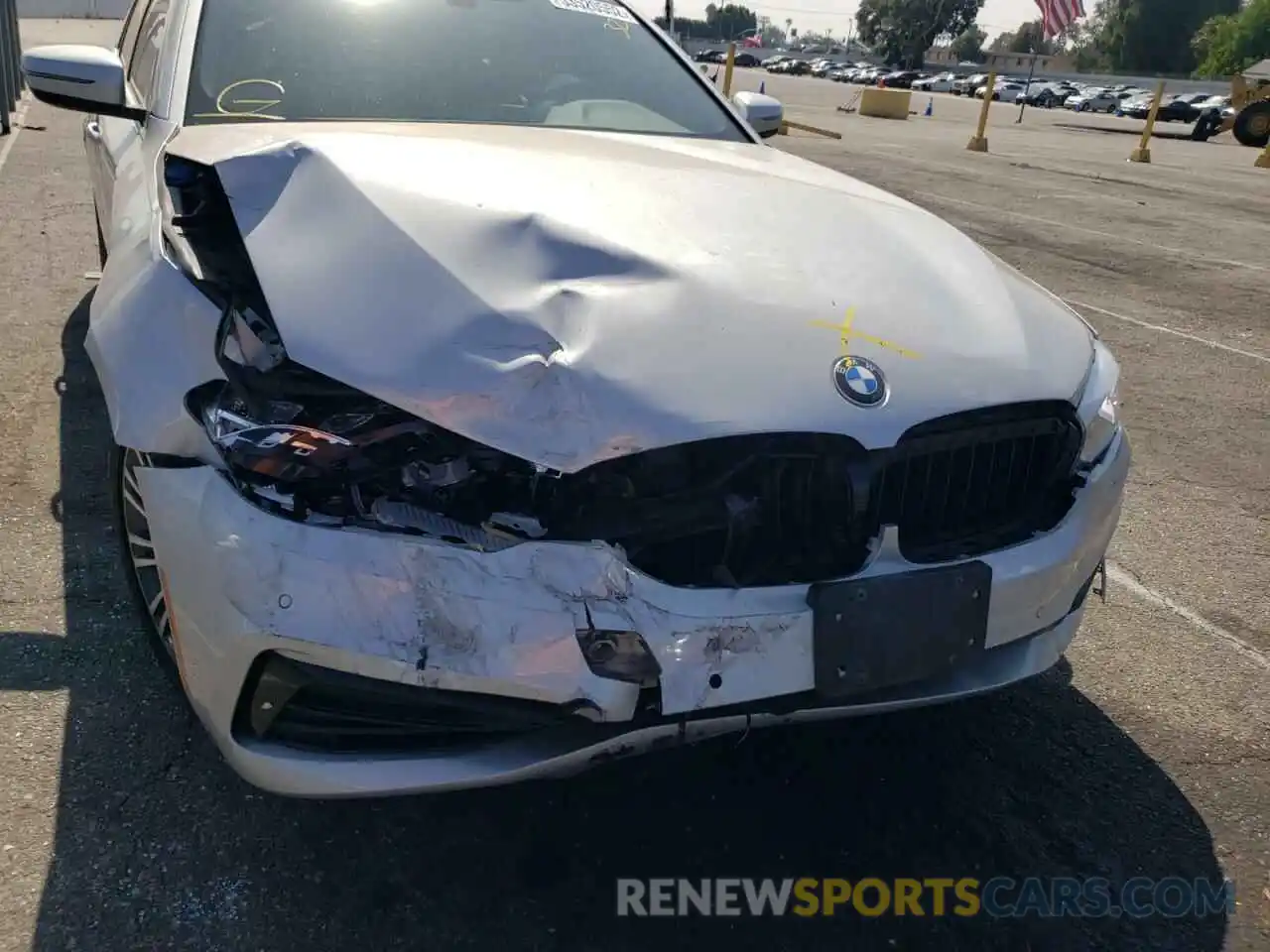 9 Photograph of a damaged car WBAJA9C51KB391791 BMW 5 SERIES 2019