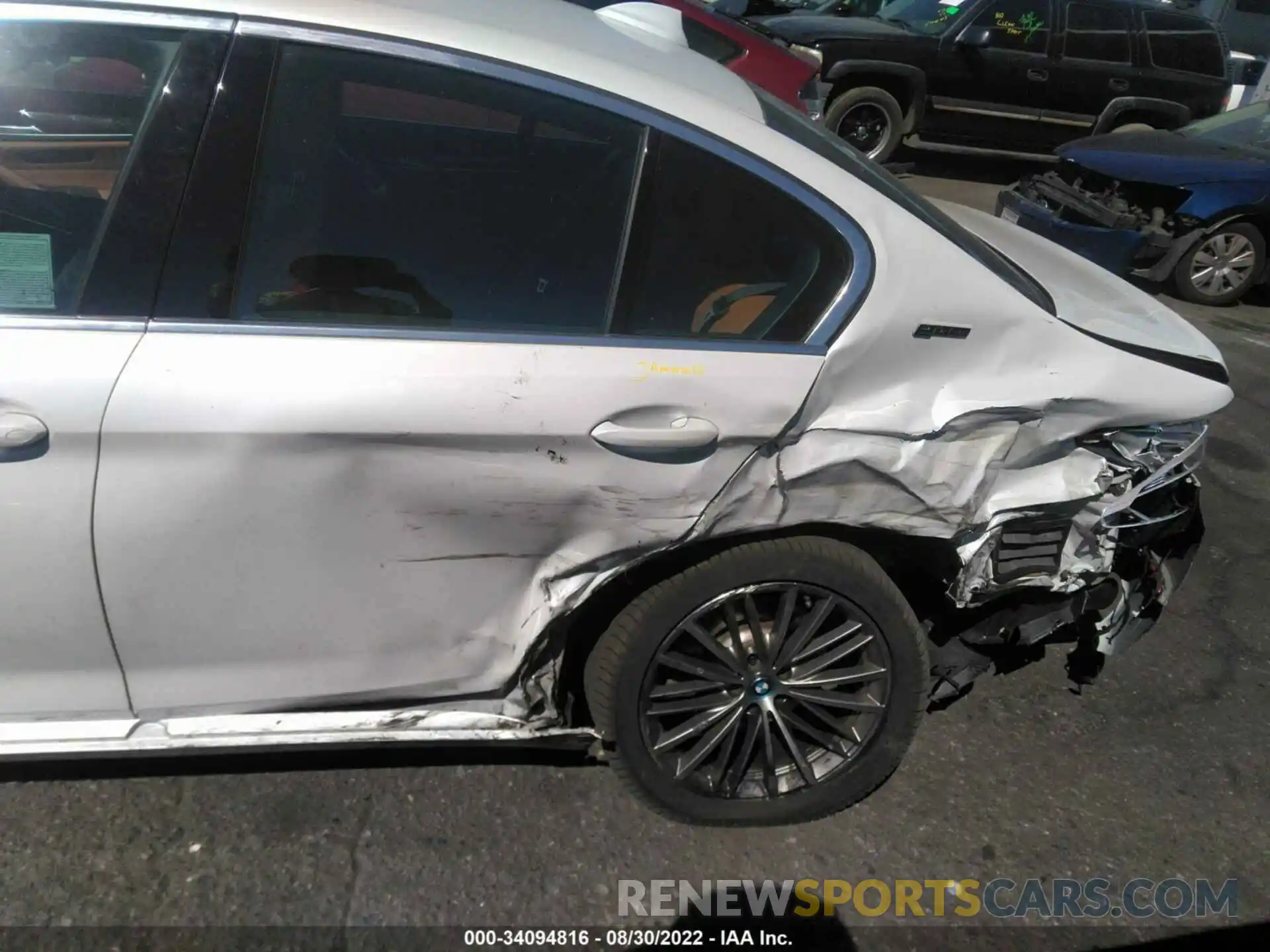 6 Photograph of a damaged car WBAJA9C52KB253967 BMW 5 SERIES 2019