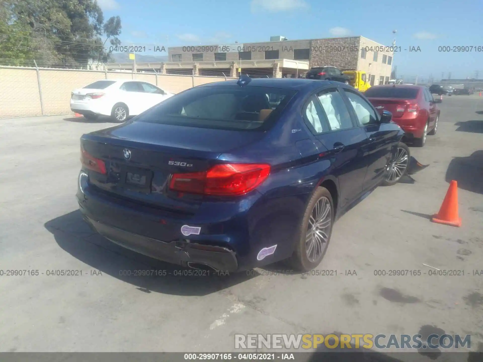 4 Photograph of a damaged car WBAJA9C52KB393467 BMW 5 SERIES 2019