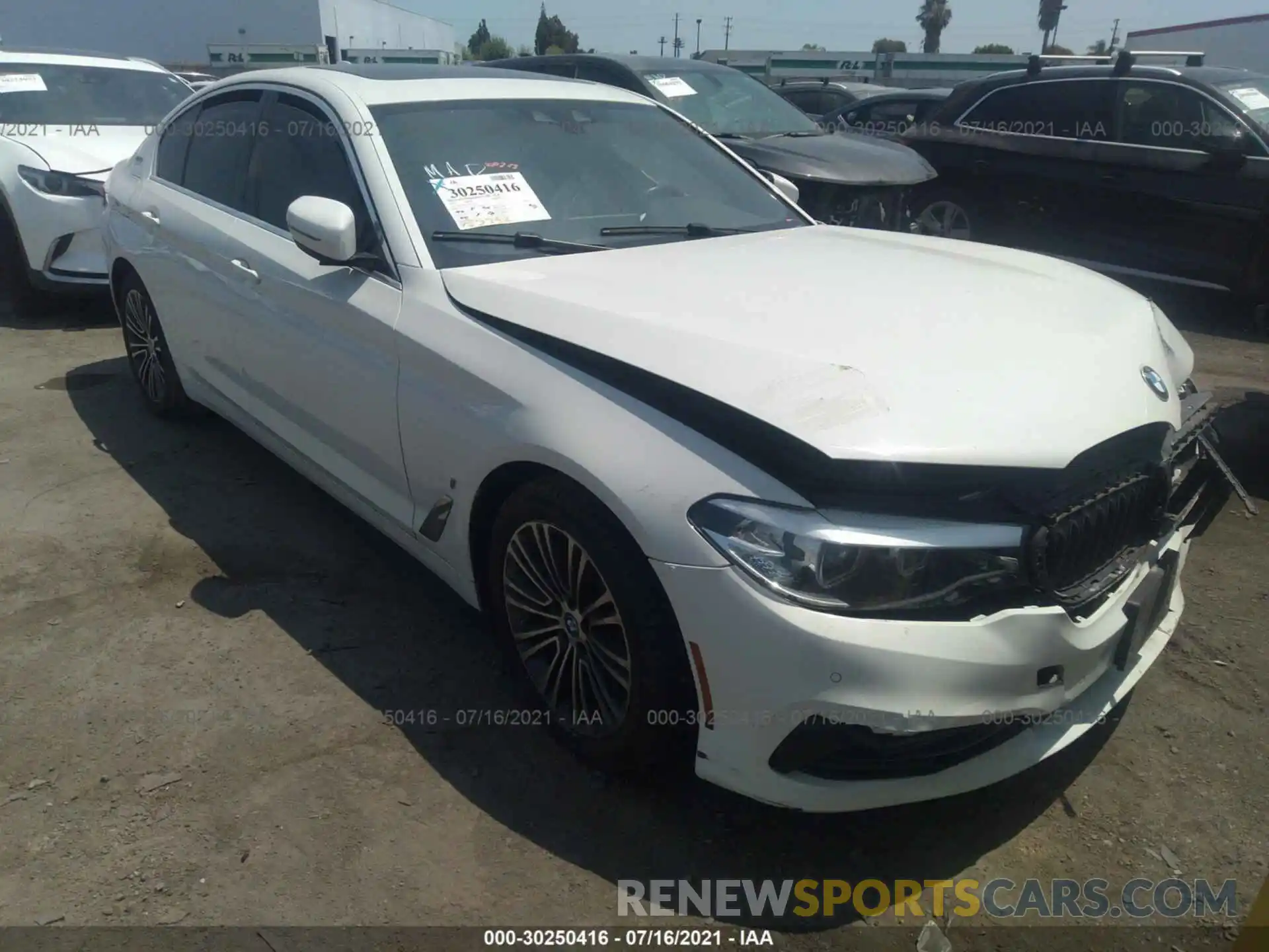 1 Photograph of a damaged car WBAJA9C52KB393971 BMW 5 SERIES 2019