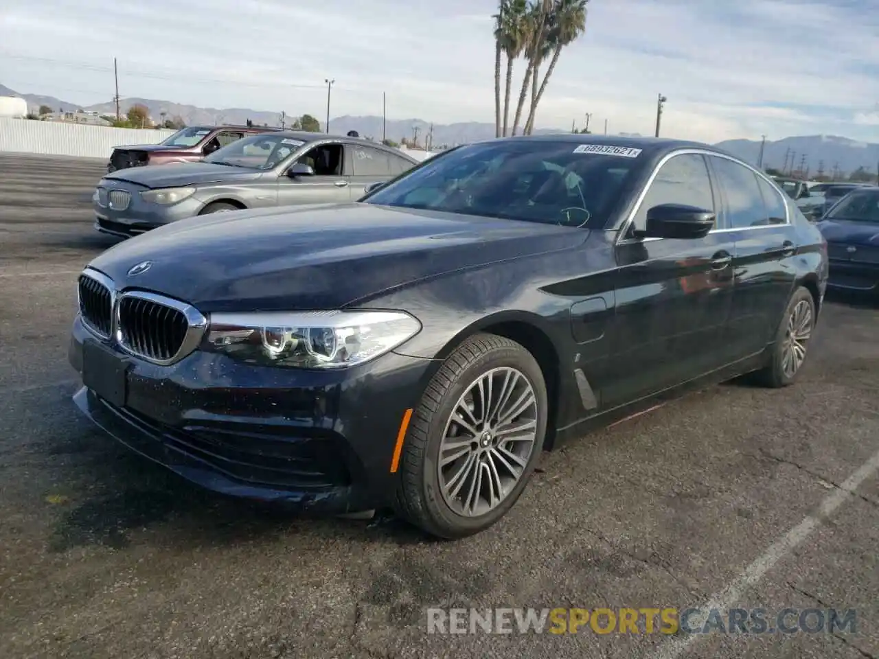 2 Photograph of a damaged car WBAJA9C52KB399236 BMW 5 SERIES 2019