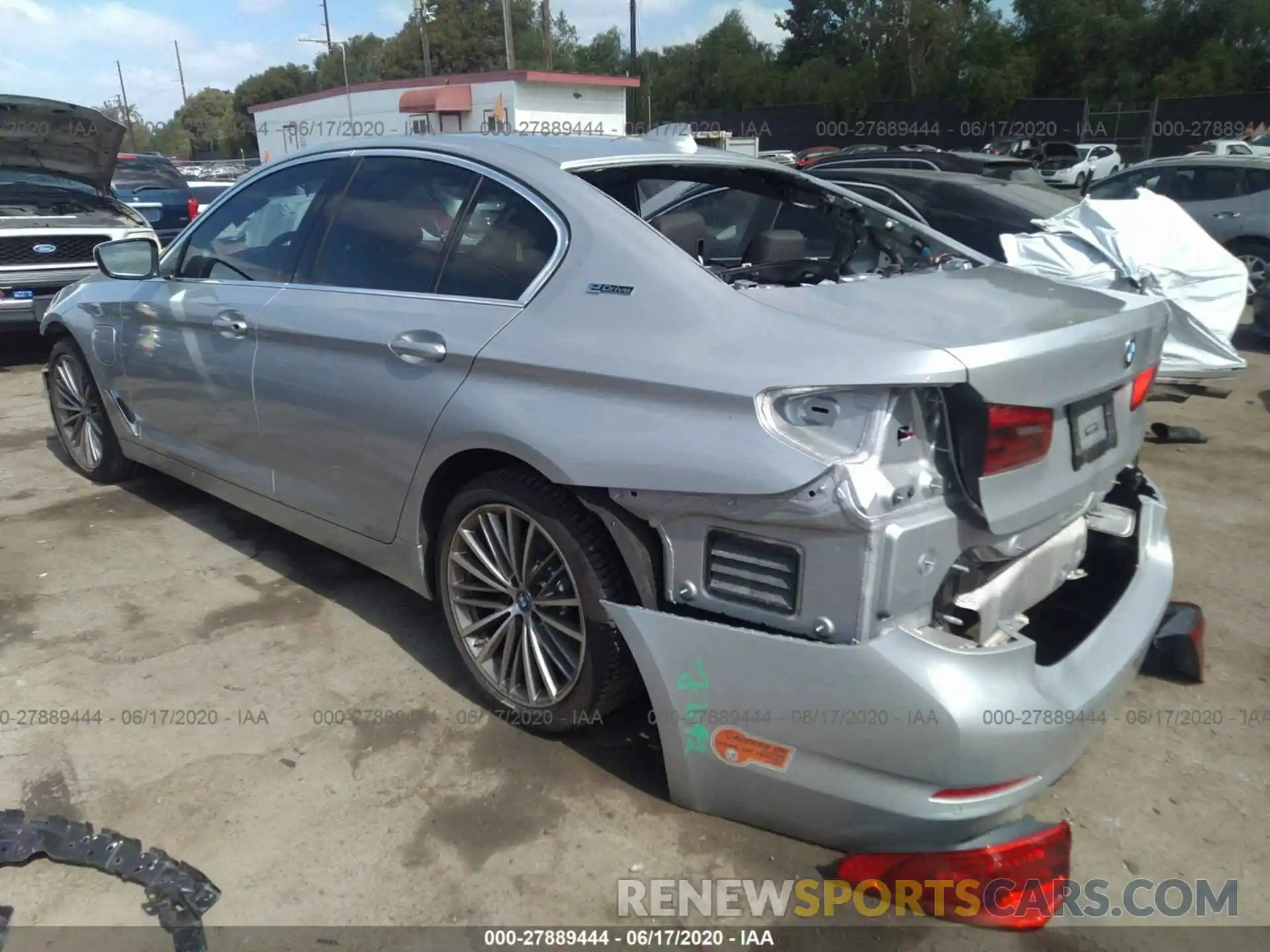 3 Photograph of a damaged car WBAJA9C53KB393638 BMW 5 SERIES 2019