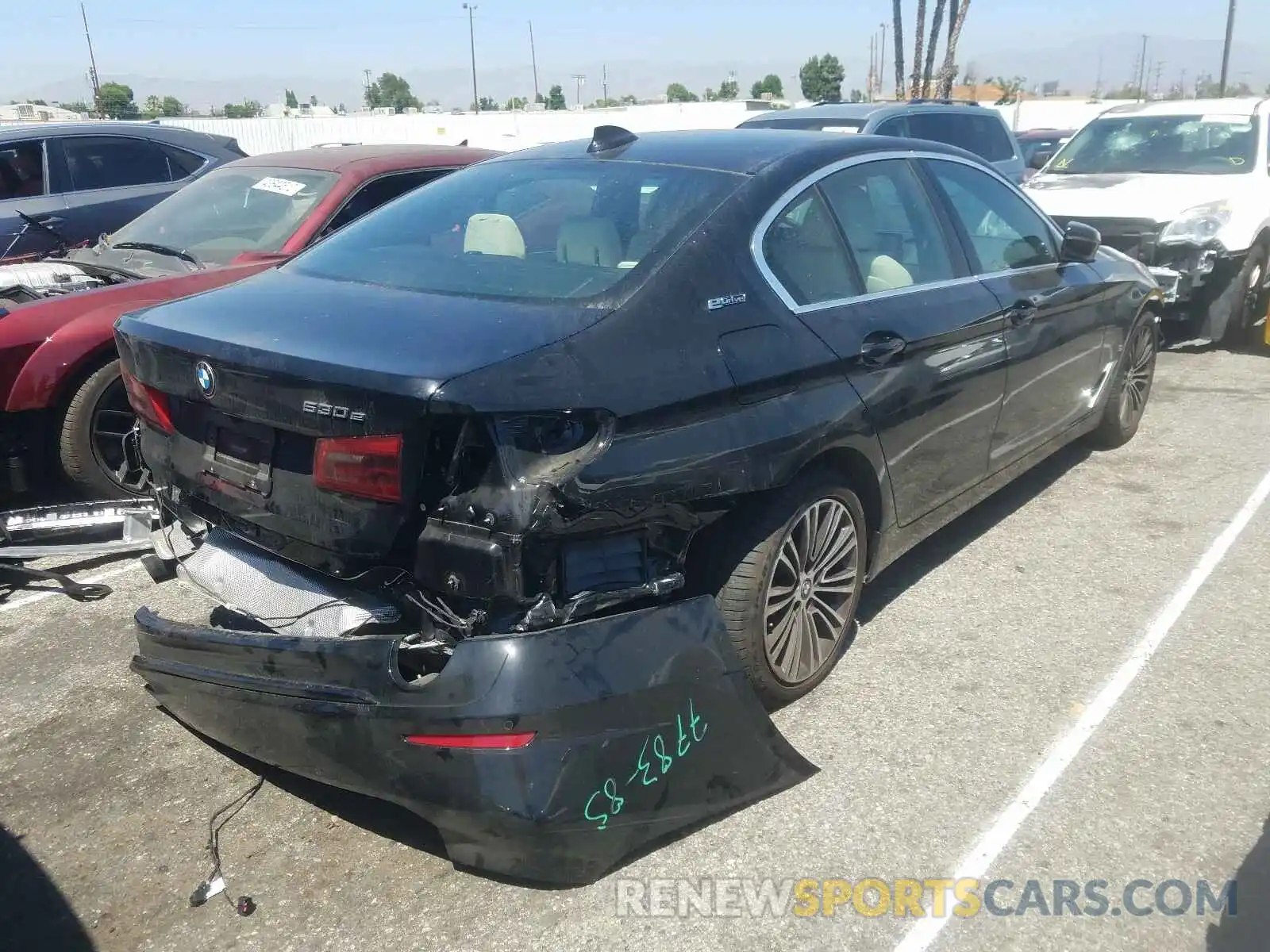 4 Photograph of a damaged car WBAJA9C54KB254831 BMW 5 SERIES 2019