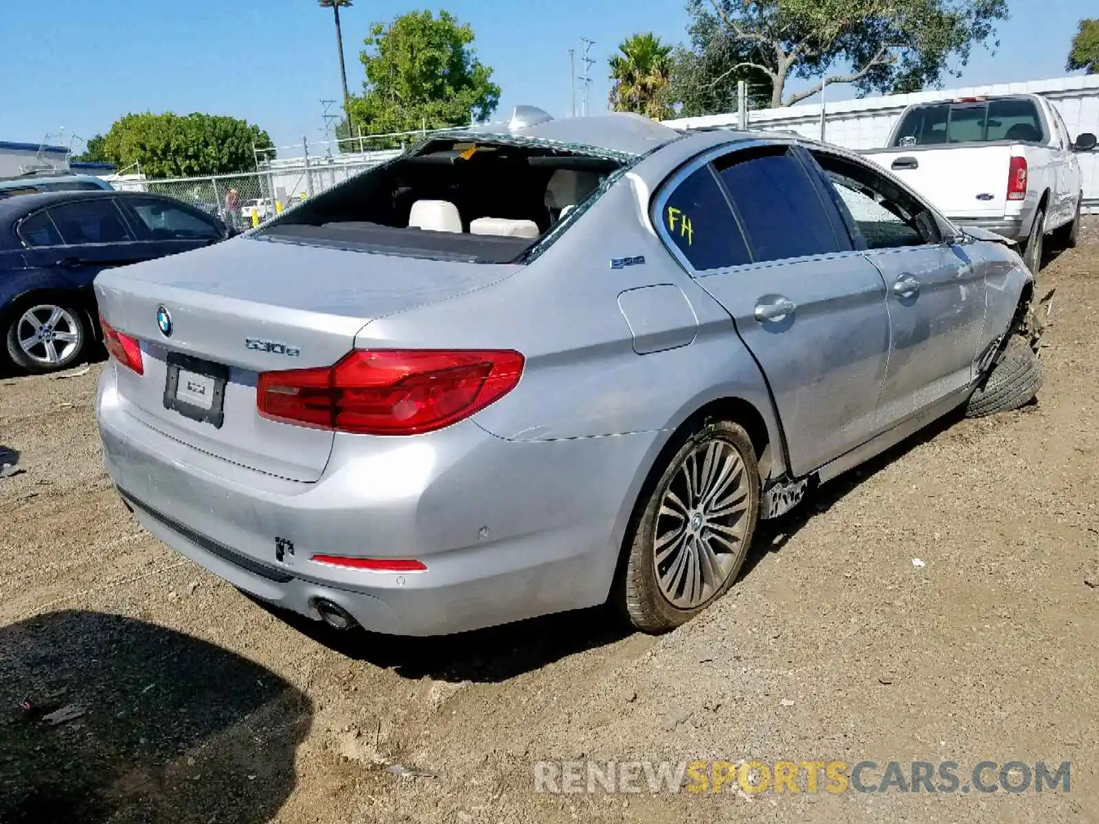 4 Photograph of a damaged car WBAJA9C54KB388190 BMW 5 SERIES 2019