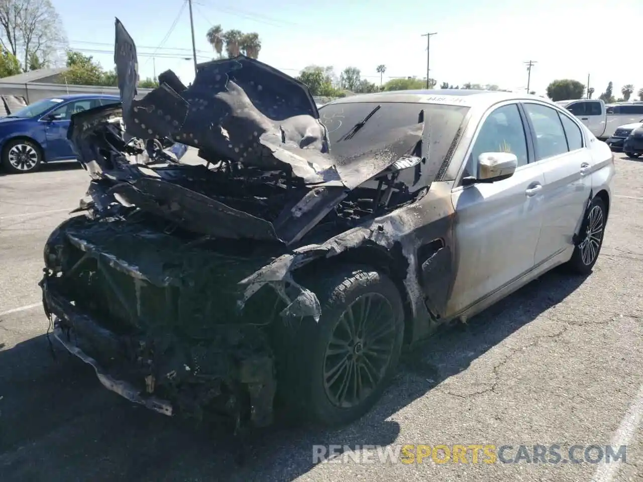 2 Photograph of a damaged car WBAJA9C54KB398833 BMW 5 SERIES 2019