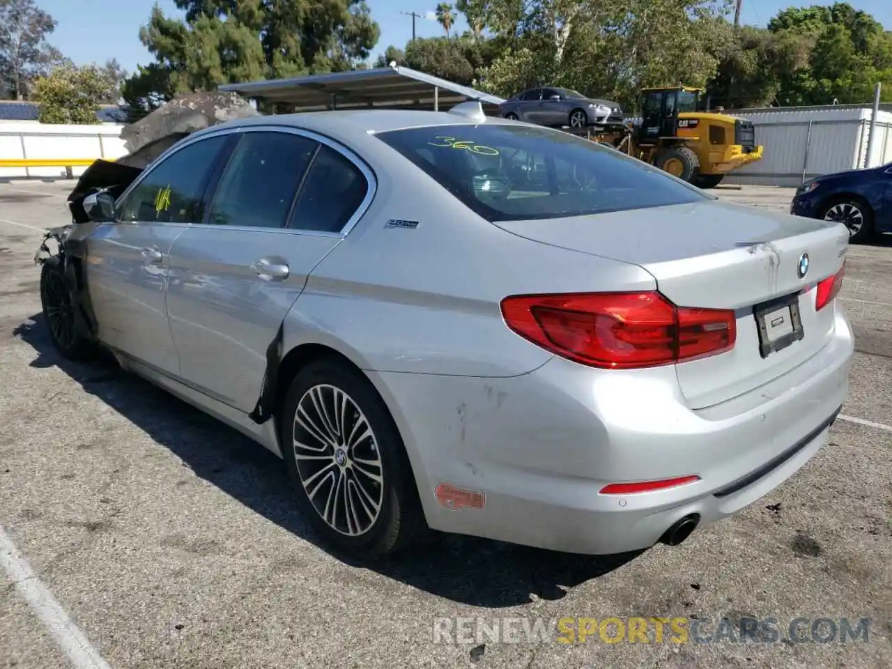 3 Photograph of a damaged car WBAJA9C54KB398833 BMW 5 SERIES 2019