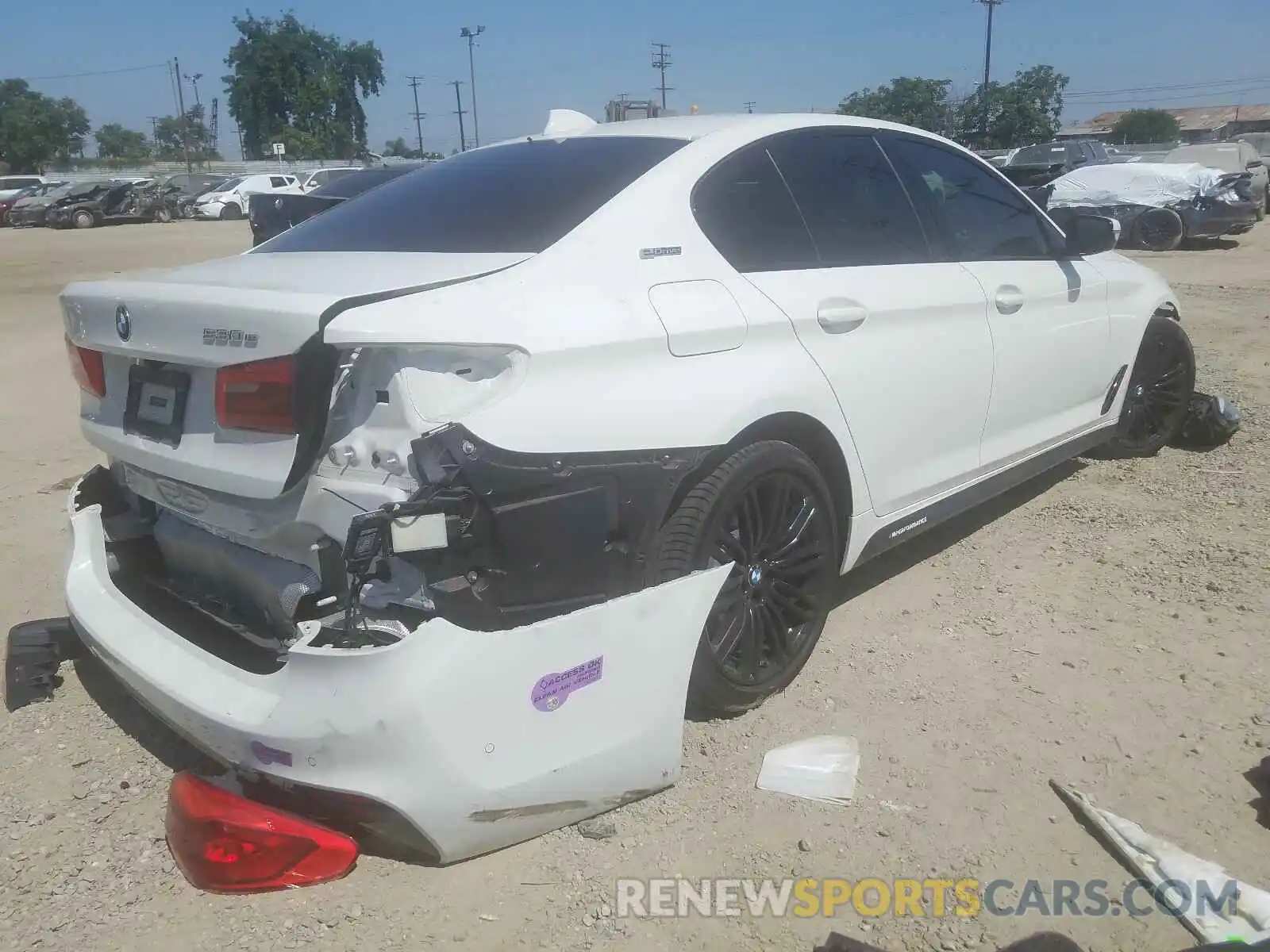 4 Photograph of a damaged car WBAJA9C54KB399352 BMW 5 SERIES 2019