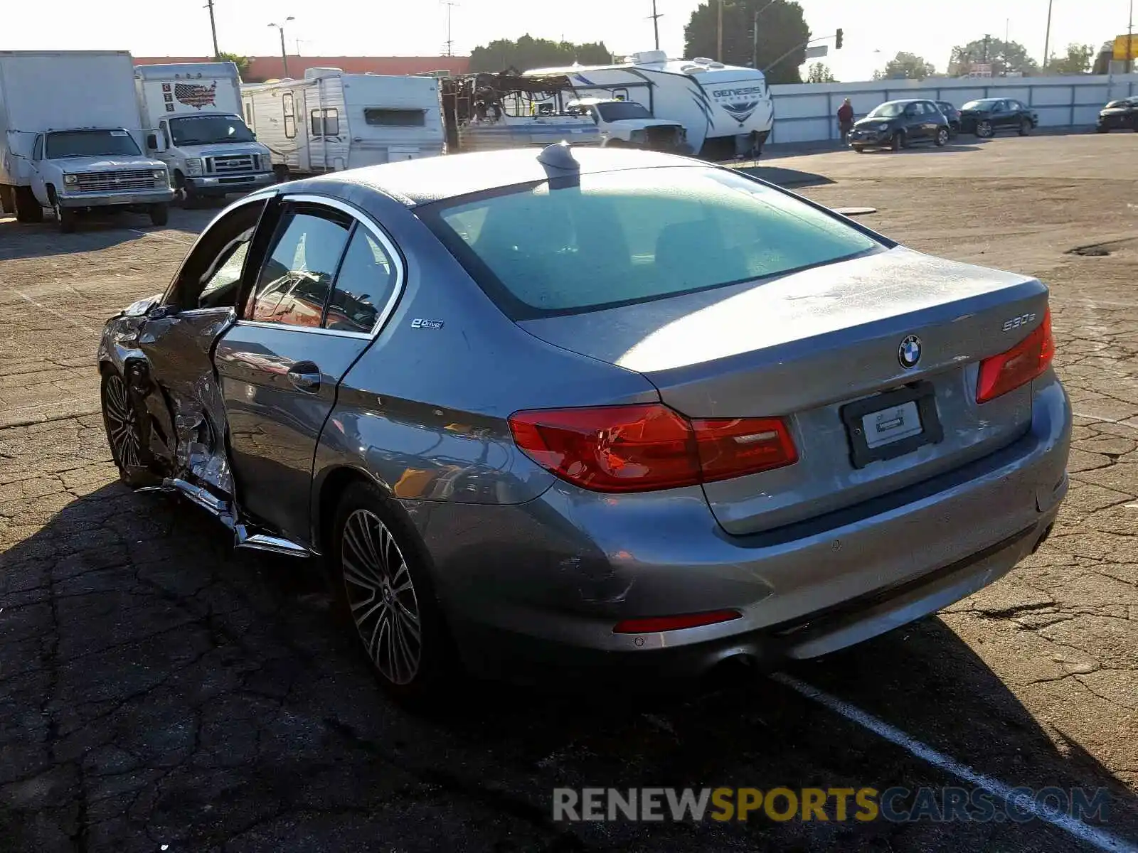 3 Photograph of a damaged car WBAJA9C54KB399657 BMW 5 SERIES 2019