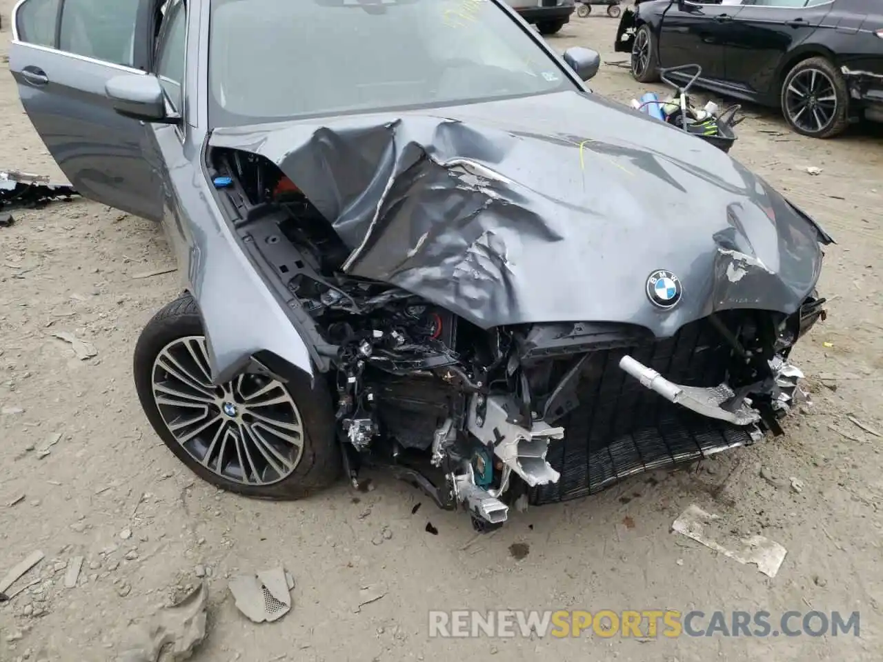 9 Photograph of a damaged car WBAJA9C55KB391714 BMW 5 SERIES 2019