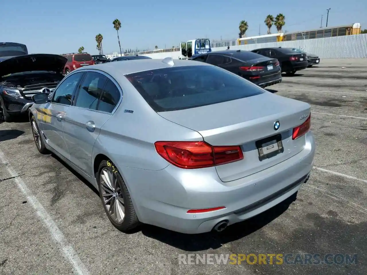 3 Photograph of a damaged car WBAJA9C55KB399263 BMW 5 SERIES 2019