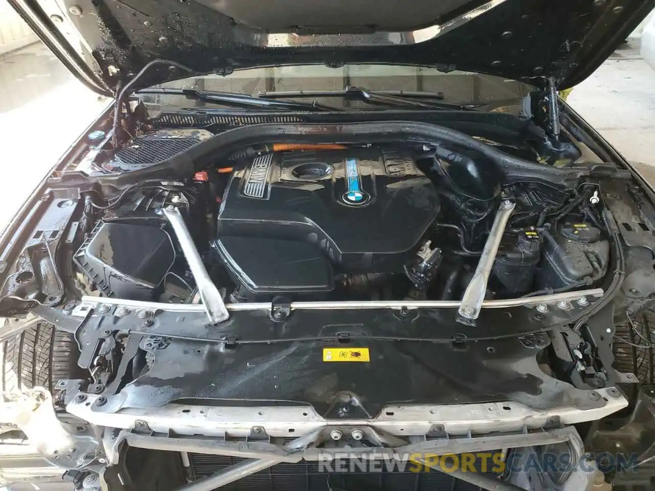 11 Фотография поврежденного автомобиля WBAJA9C55KB399313 BMW 5 SERIES 2019