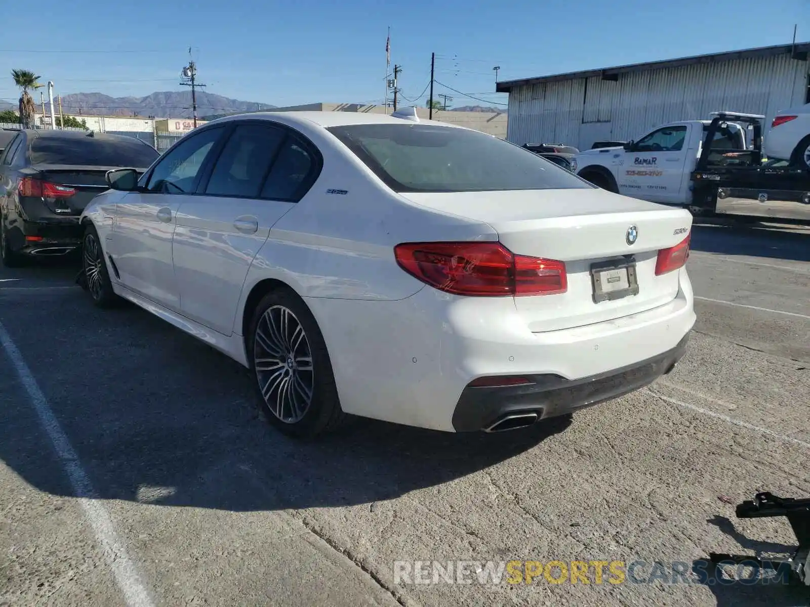 3 Photograph of a damaged car WBAJA9C55KB399649 BMW 5 SERIES 2019