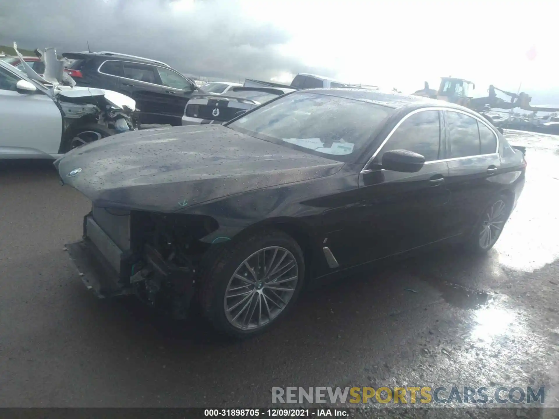 2 Photograph of a damaged car WBAJA9C56KB254068 BMW 5 SERIES 2019