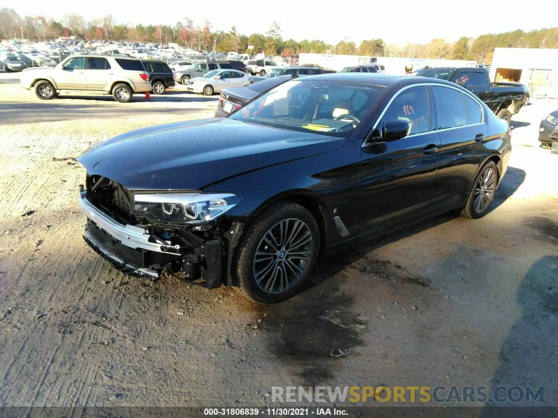 2 Photograph of a damaged car WBAJA9C56KB389051 BMW 5 SERIES 2019