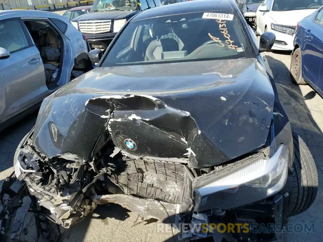 5 Photograph of a damaged car WBAJA9C56KB391821 BMW 5 SERIES 2019