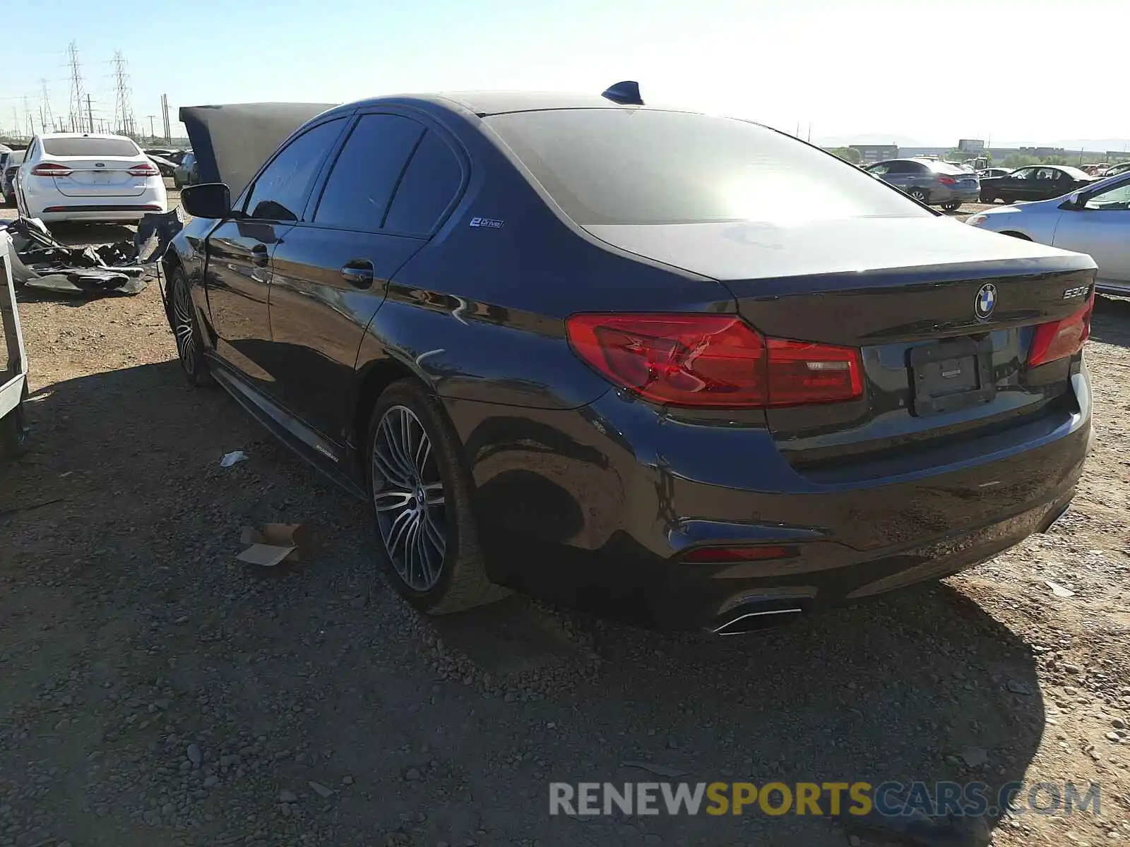 3 Фотография поврежденного автомобиля WBAJA9C56KB392824 BMW 5 SERIES 2019